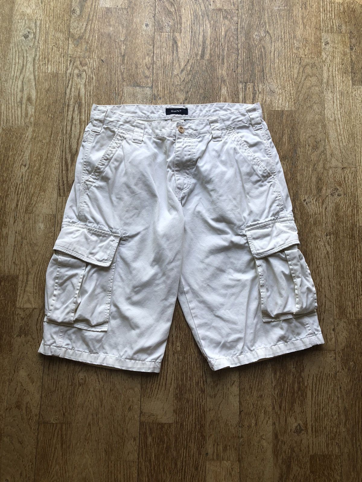 Gant GANT USA CLASSIC VINTAGE CARGO CASUAL SHORTS Size US 31 - 1 Thumbnail