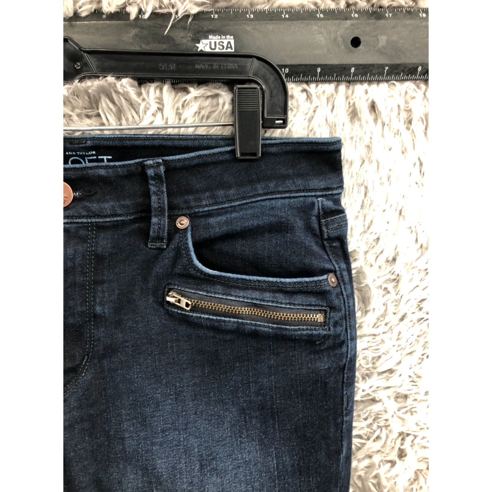 Loft LOFT Jeans Skinny Women Blue Dark Wash Size 6 5-Pocket Denim Regular Mid Rise Size 28" / US 6 / IT 42 - 5 Thumbnail