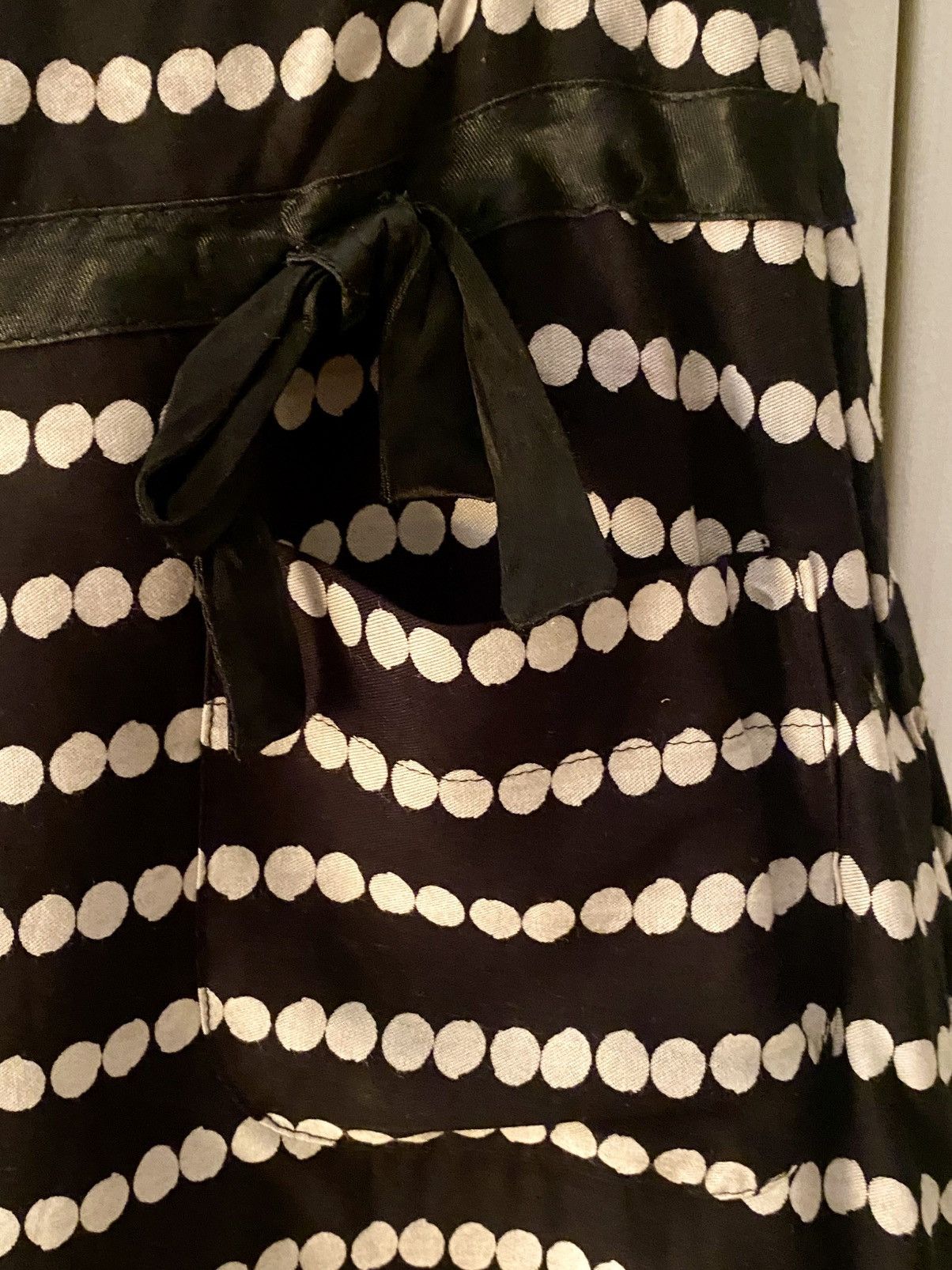 MAX&Co. MAX & CO. Classy Skirt Size 27" / US 4 / IT 40 - 6 Thumbnail