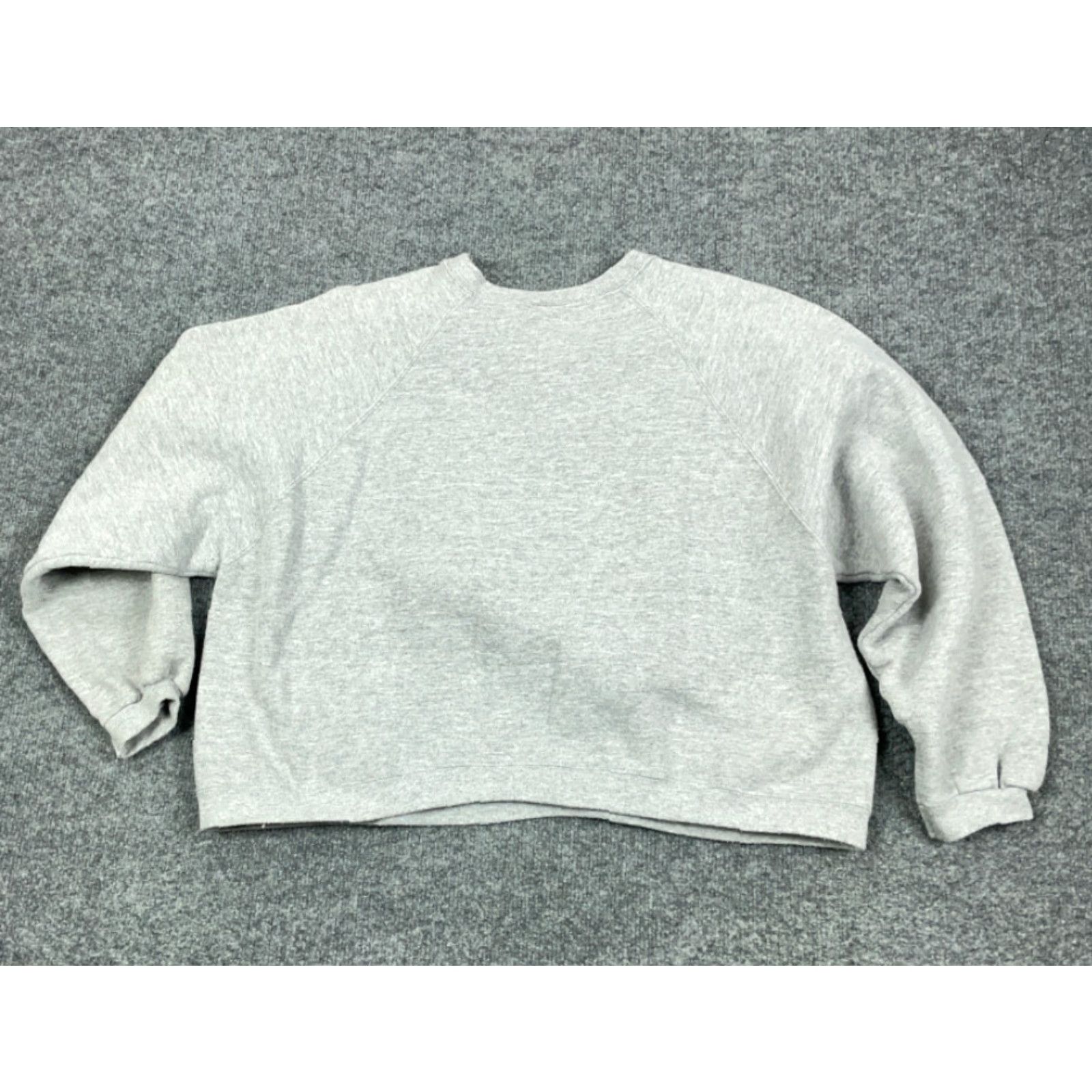Vintage VTG 90s Looney Tunes Gray Big Print Cropped Sweatshirt Womens Large Boxy Fit 1996 Pullover Crew Neck Sweatshirt Size L / US 10 / IT 46 - 2 Thumbnail