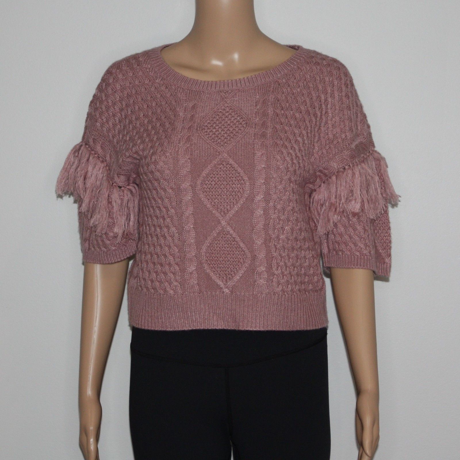 BB Dakota by Steve Madden Fringe Out Short Sleeve Sweater in Rose NWOT Size XS / US 0-2 / IT 36-38 - 8 Thumbnail