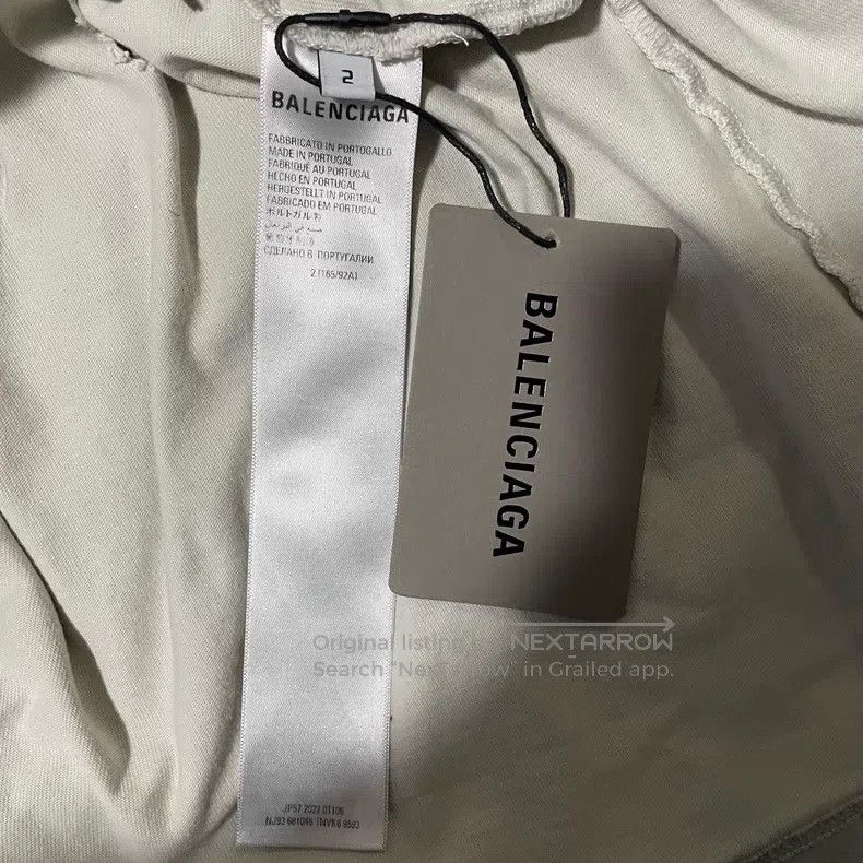 Balenciaga Balenciaga Double B Cracked Arc Logo Long Sleeve T-Shirt Size US M / EU 48-50 / 2 - 4 Thumbnail