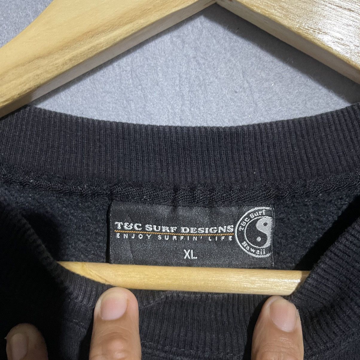Vintage Vintage T&C Surf Designs Black Graphic Sweatshirt XL Size US XL / EU 56 / 4 - 7 Thumbnail