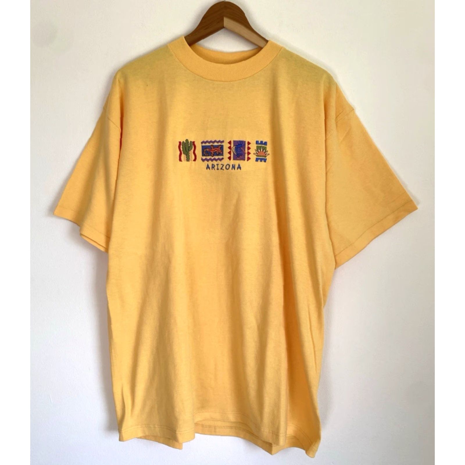Vintage VINTAGE Desert Heat Arizona T-Shirt Unisex Adults Short Sleeve Crew Neck XL Yellow Embroidered 90s Made in USA Mens Womens Size US XL / EU 56 / 4 - 3 Thumbnail