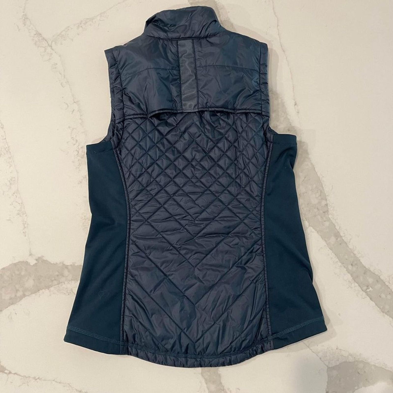 Athleta Athleta Rock Springs Quilted Vest Green Womens Medium Petite Size M / US 6-8 / IT 42-44 - 8 Thumbnail