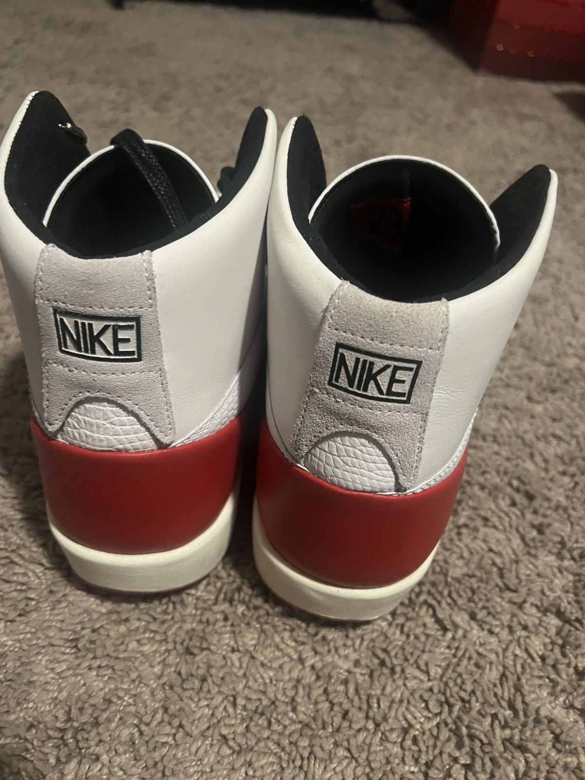 Jordan Brand × Nina Chanel Abney Jordan 2 x Nina Chanel Abney White/Gym Red Size US 11.5 / IT 41.5 - 4 Thumbnail