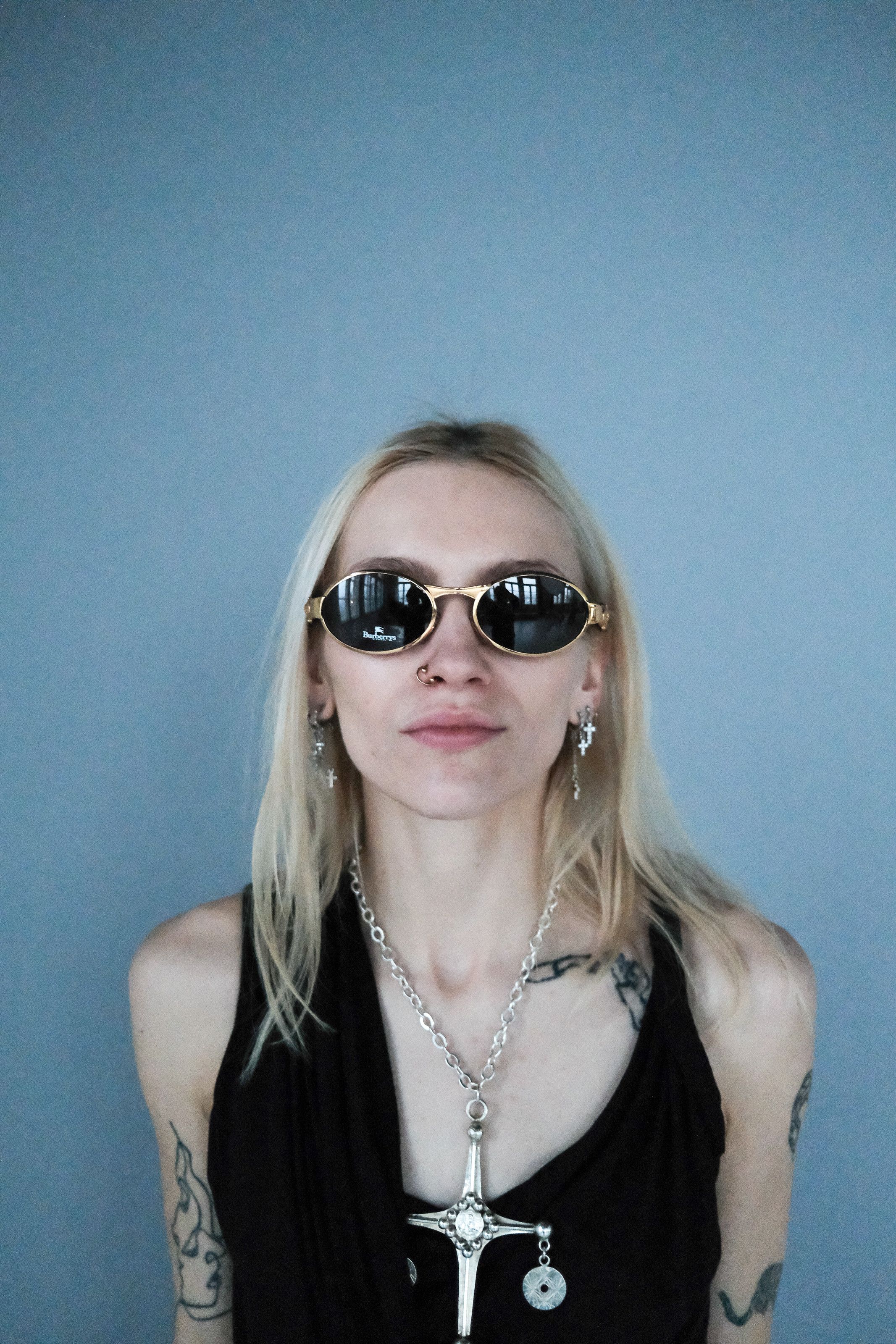 Burberry Burberry’s ’90s Gold Black Oval Sunglasses Size ONE SIZE - 6 Thumbnail