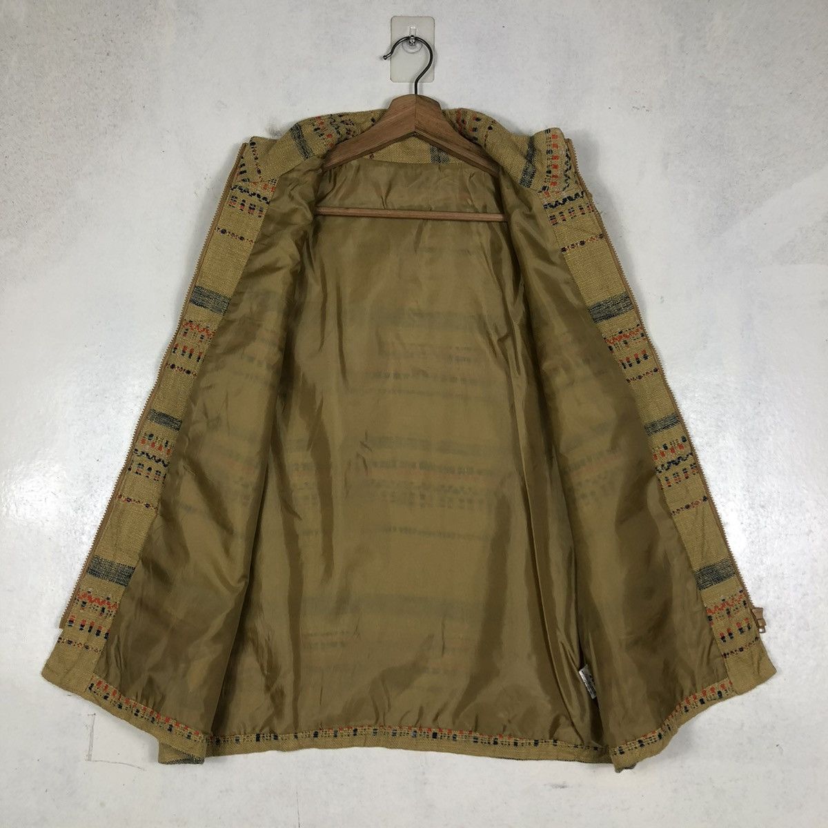 Japanese Brand 📌VINTAGE TANK TOP SLEEVELESS NAVAJO NATIVE DESIGN CHIMAYO Size US M / EU 48-50 / 2 - 14 Thumbnail