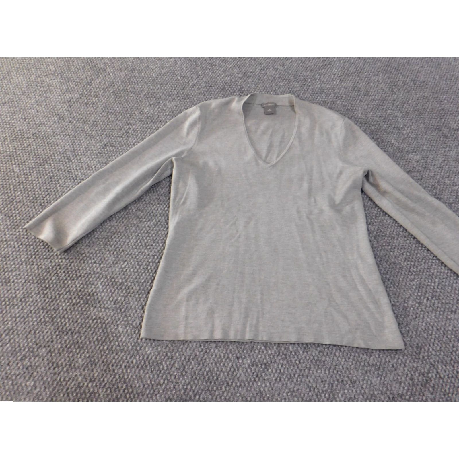 Ann Taylor Ann Taylor Sweater Womens V-Neck Pullover Knit Cable-Knit M Gray Silk Size M / US 6-8 / IT 42-44 - 3 Thumbnail