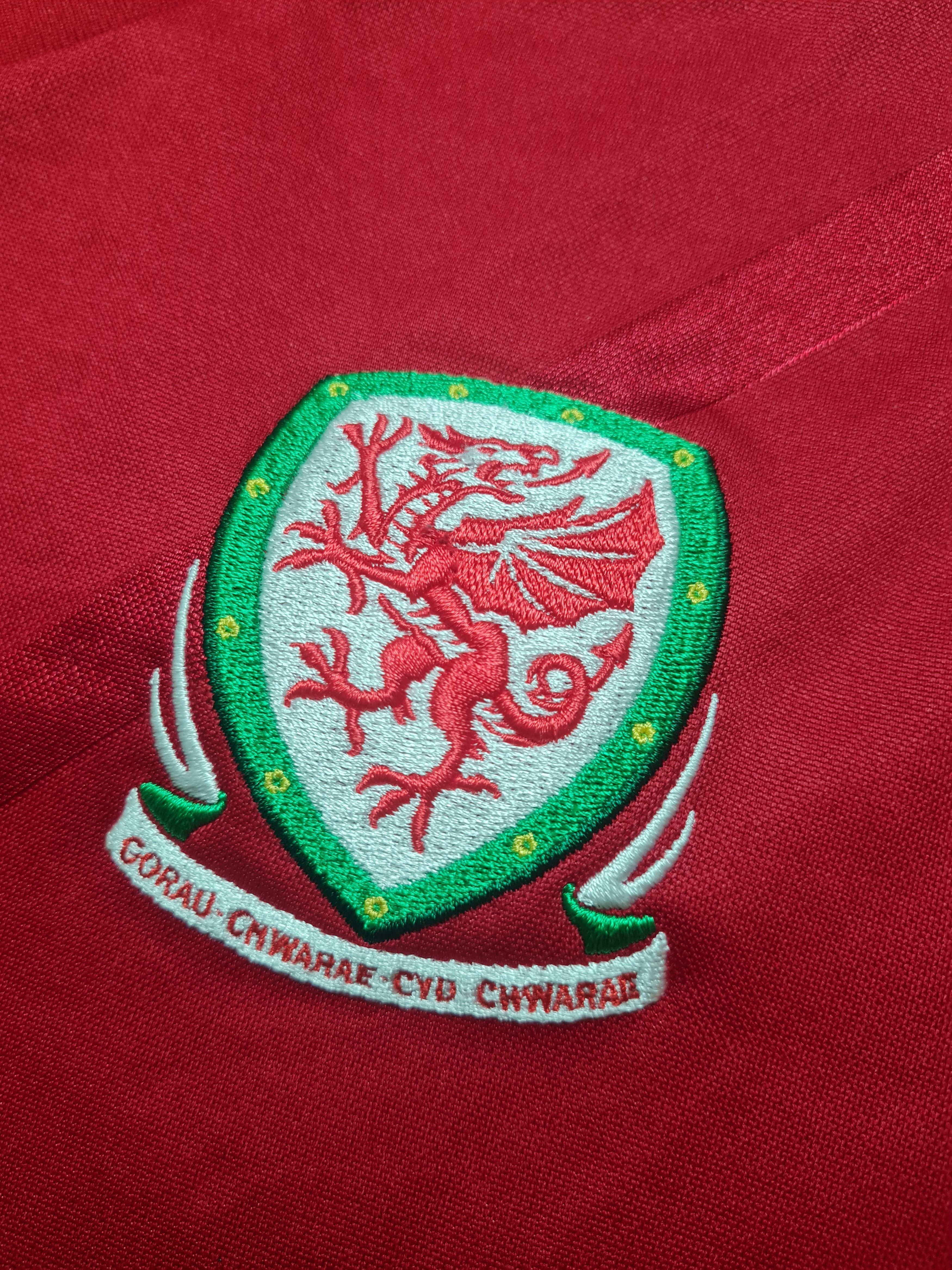 Adidas FOOTBALL SOCCER SHIRT JERSEY ADIDAS MEN'S WALES 2013/2014 Size US S / EU 44-46 / 1 - 11 Thumbnail