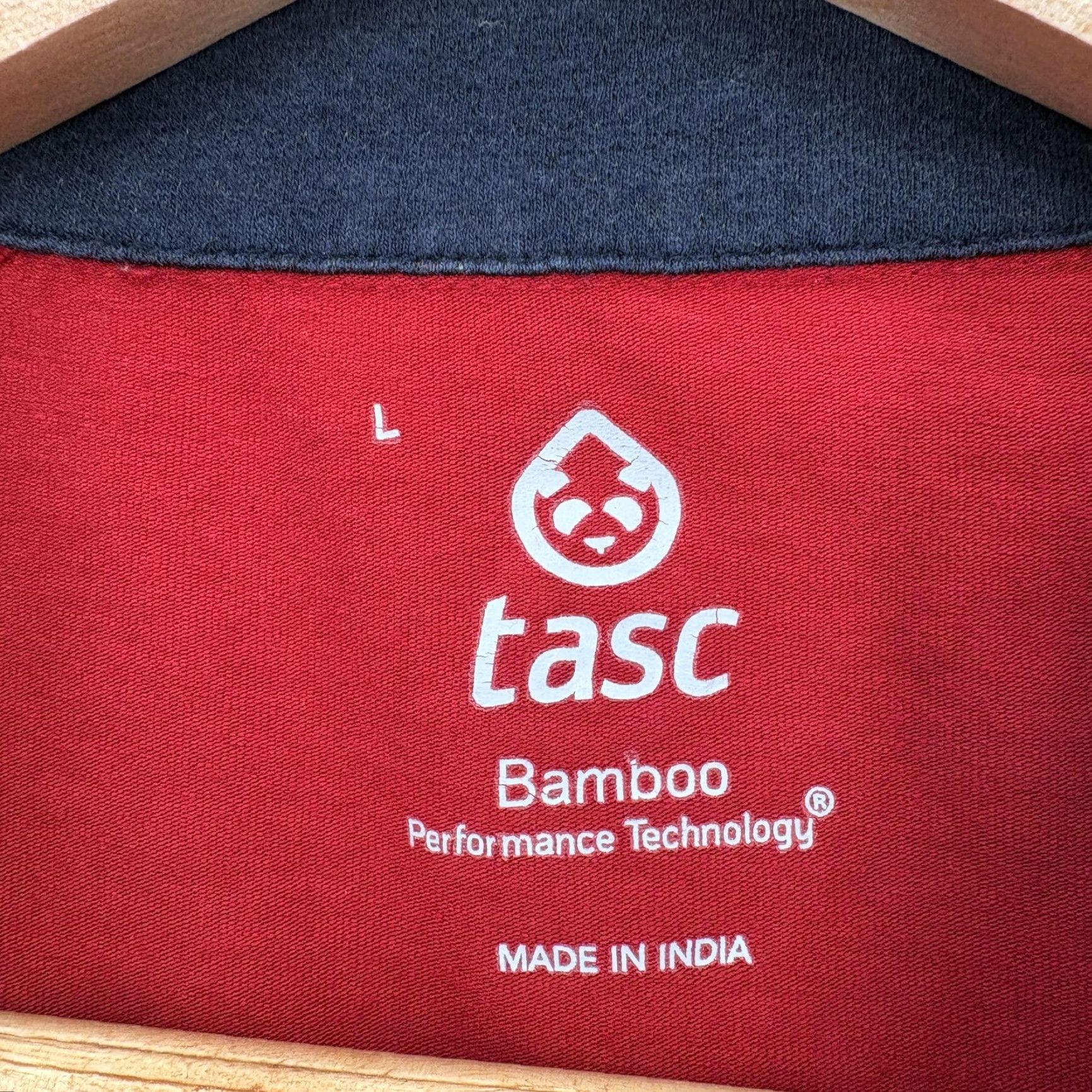 Vintage Tasc Performance Pullover Mens Large Red Bamboo Quarter Zip Mock Neck Stretch Shirt Size US L / EU 52-54 / 3 - 4 Thumbnail