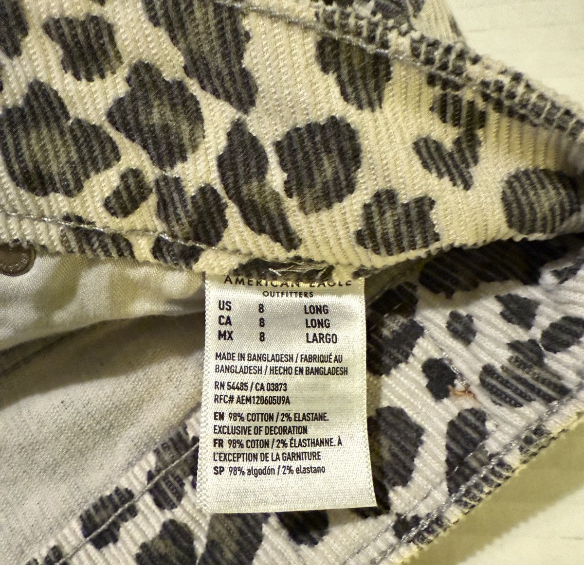 American Eagle Outfitters American Eagle Leopard Print Stretch Corduroy Mini Skirt Size 30" / US 8 / IT 44 - 3 Thumbnail
