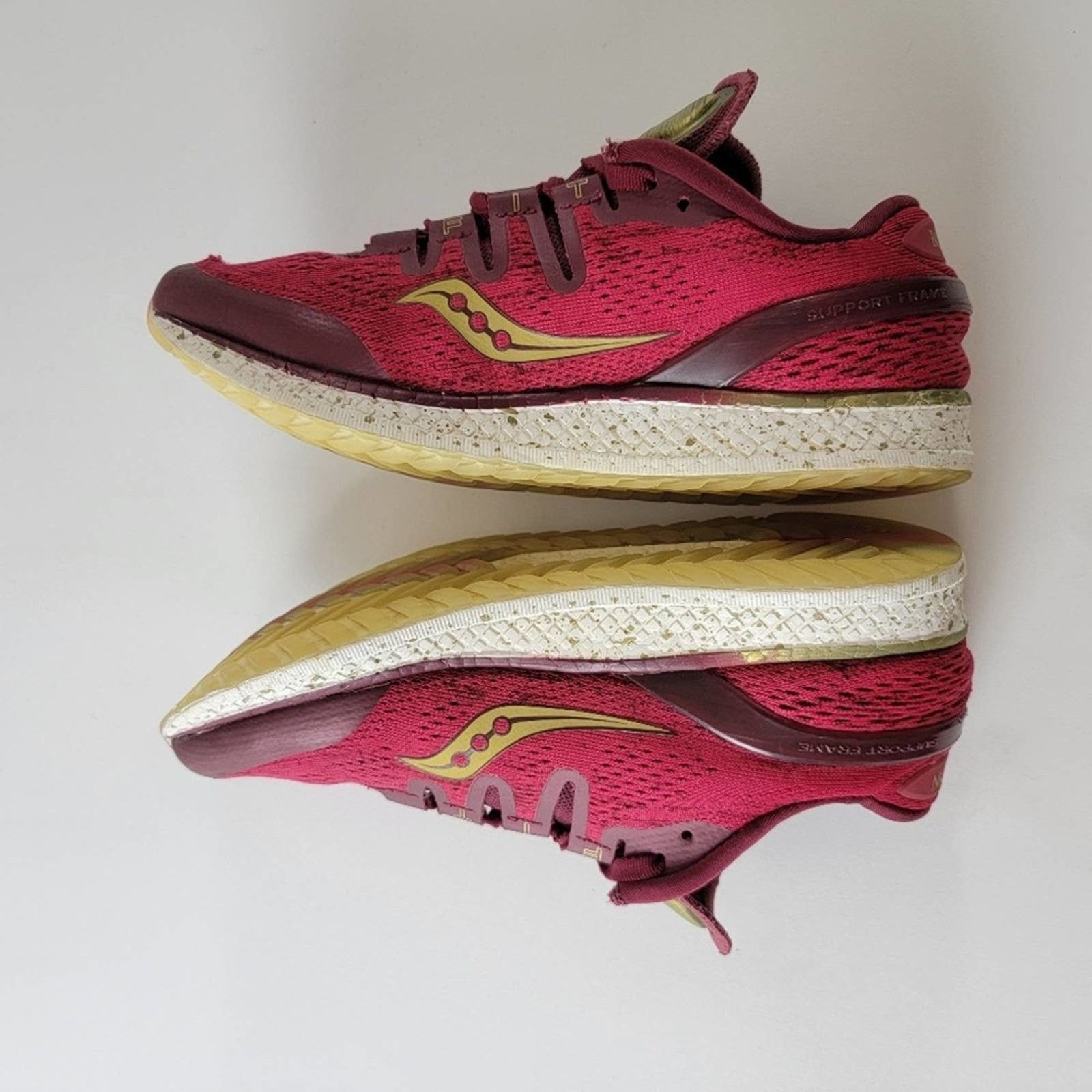 Saucony Rare Saucony Limited Edition Boston Freedom ISO - 9.5 Size US 9.5 / EU 42-43 - 10 Thumbnail