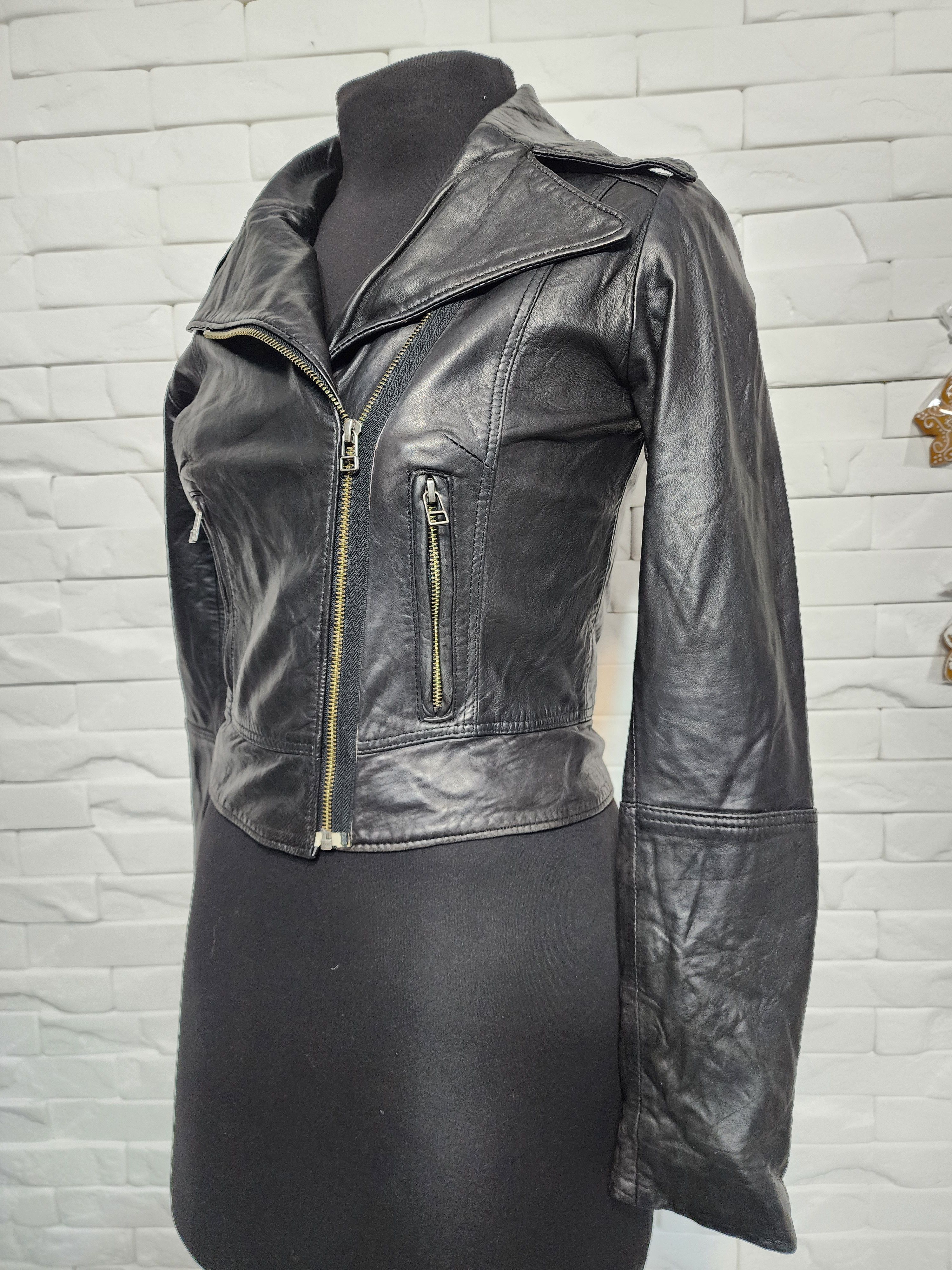Other Black Leather Biker Jacket: Women's Metal Zipper Moto Jacket Size M / US 6-8 / IT 42-44 - 2 Thumbnail