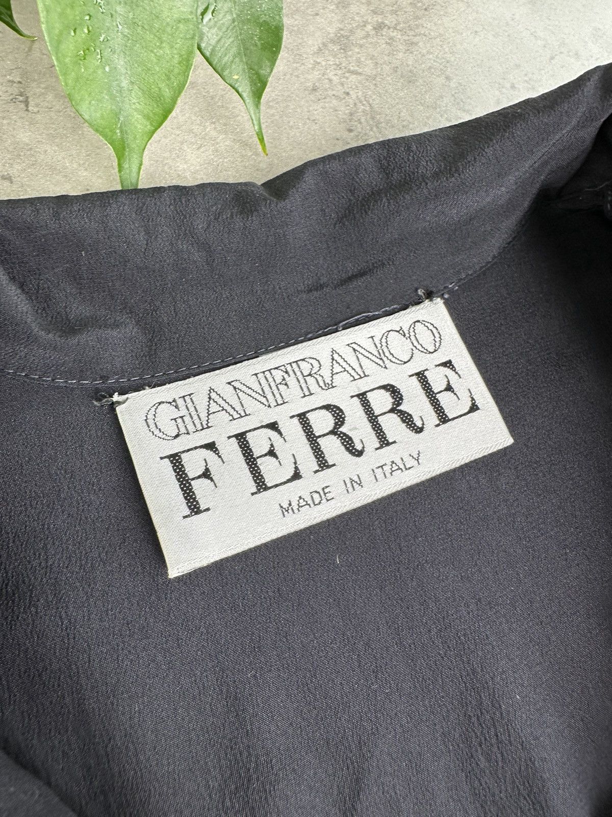 Gianfranco Ferre Gianfranco Ferre Silk Blouse Size S / US 4 / IT 40 - 2 Thumbnail