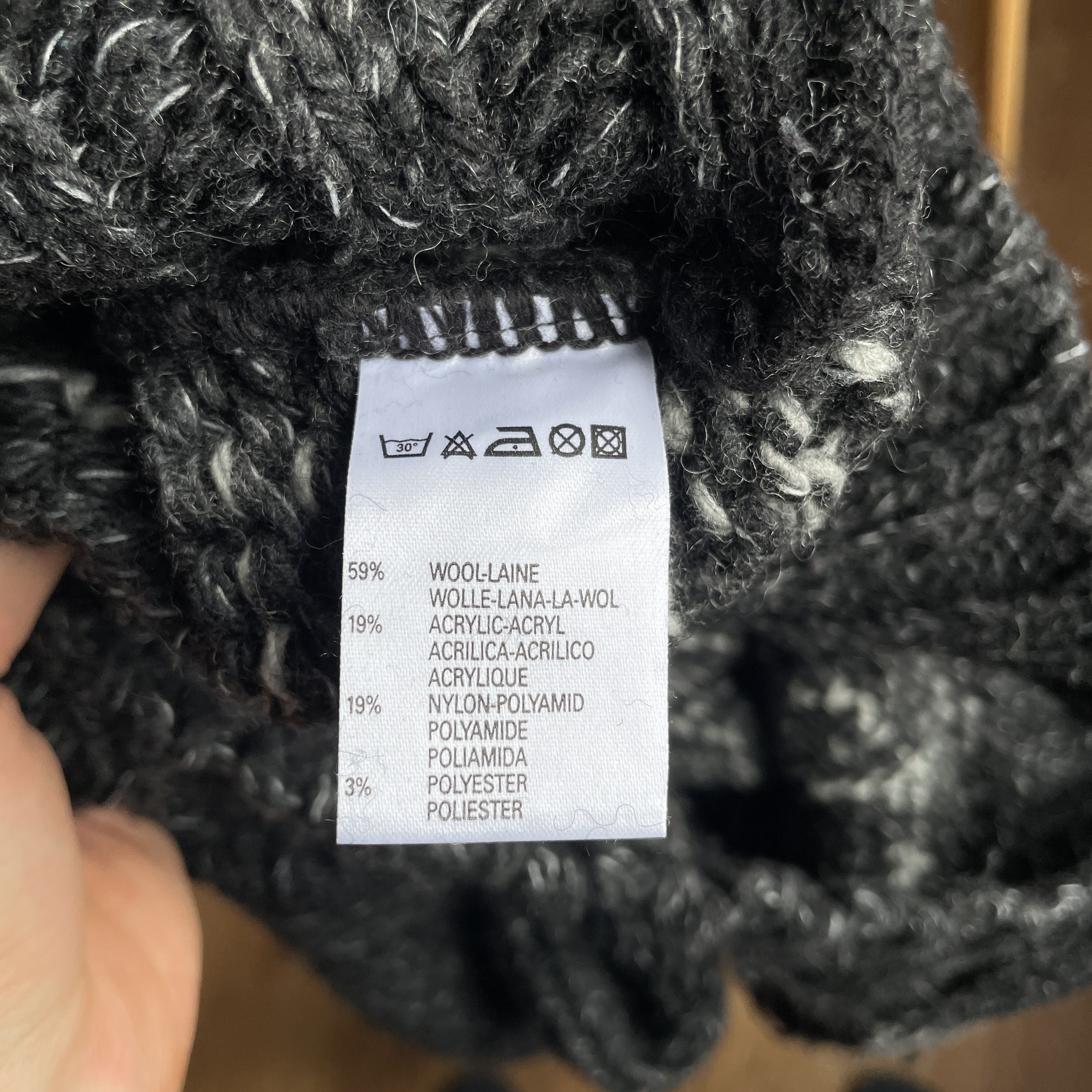 O'Neill O'Neill Vintage 00's Heavy Knit Roll Neck Wool Sweater Size US M / EU 48-50 / 2 - 7 Thumbnail