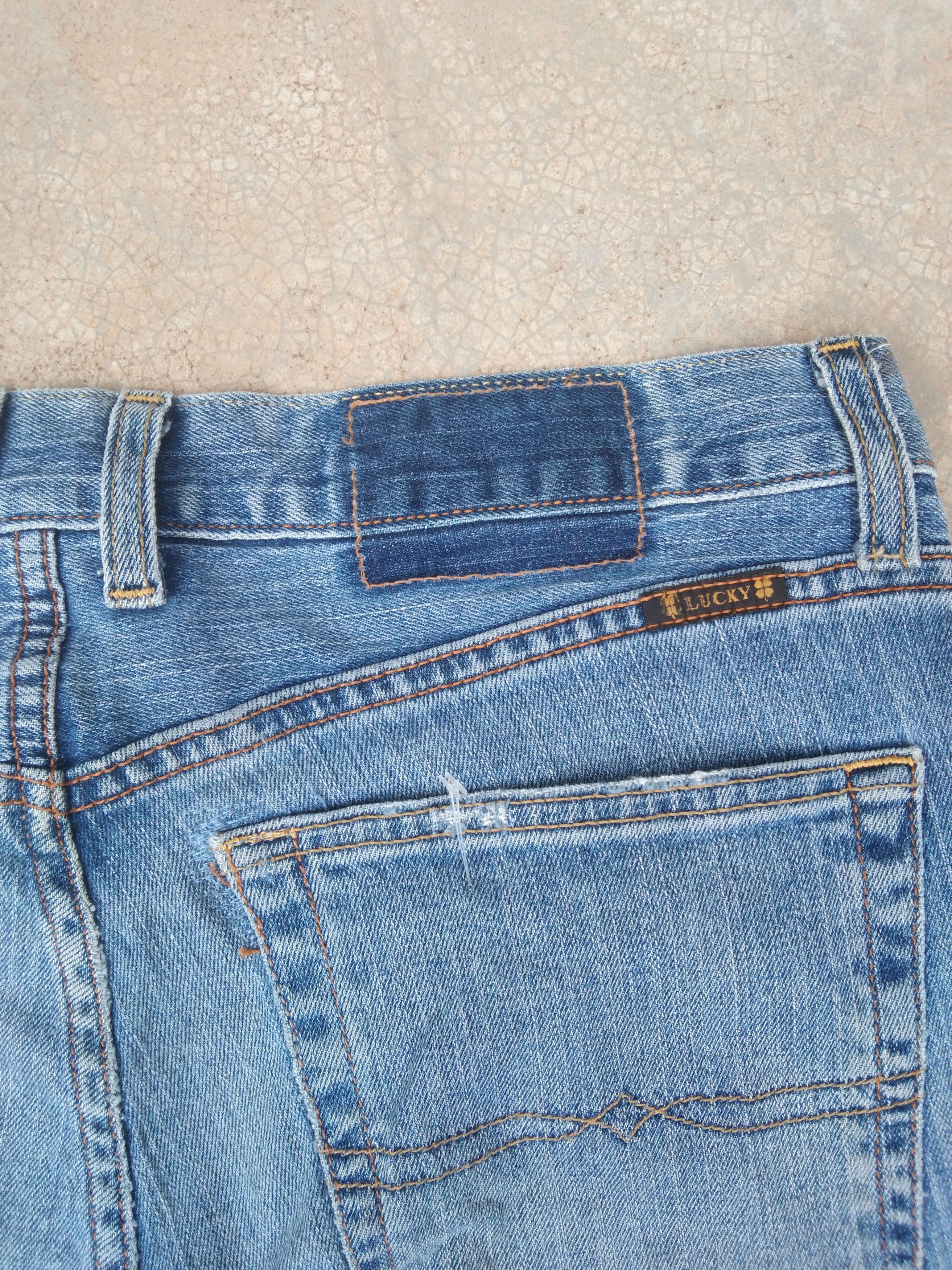 Lucky Brand Vintage Faded Blue Lucky Brand Boot Cut Jeans 33x31 Size US 33 - 4 Thumbnail