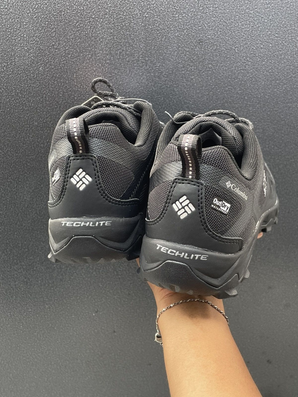 Columbia Outdoor/Hiking Shoe Size US 10 / EU 43 - 5 Thumbnail