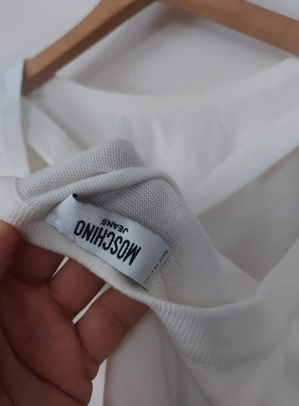 Moschino Moschino white jumper vintage M Size M / US 6-8 / IT 42-44 - 4 Thumbnail