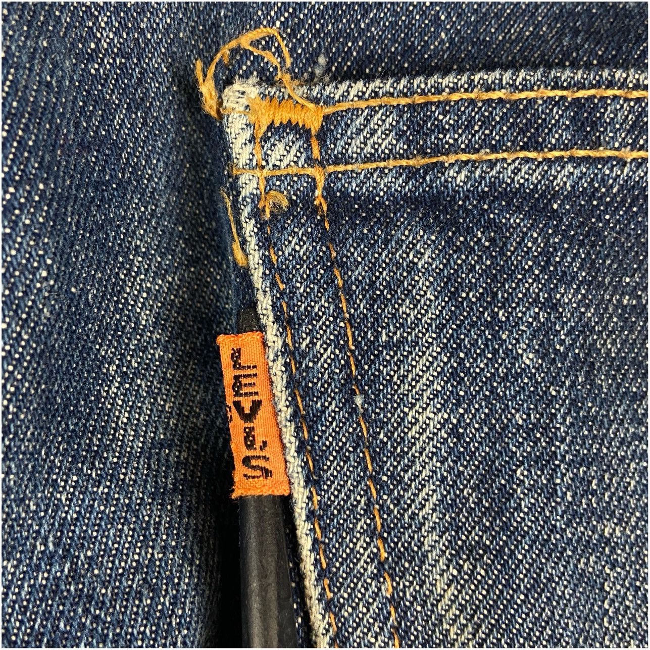 Levi's 1970–71 Levi’s 646 Jeans Big E Orange – Made in USA Size US 34 / EU 50 - 23 Thumbnail