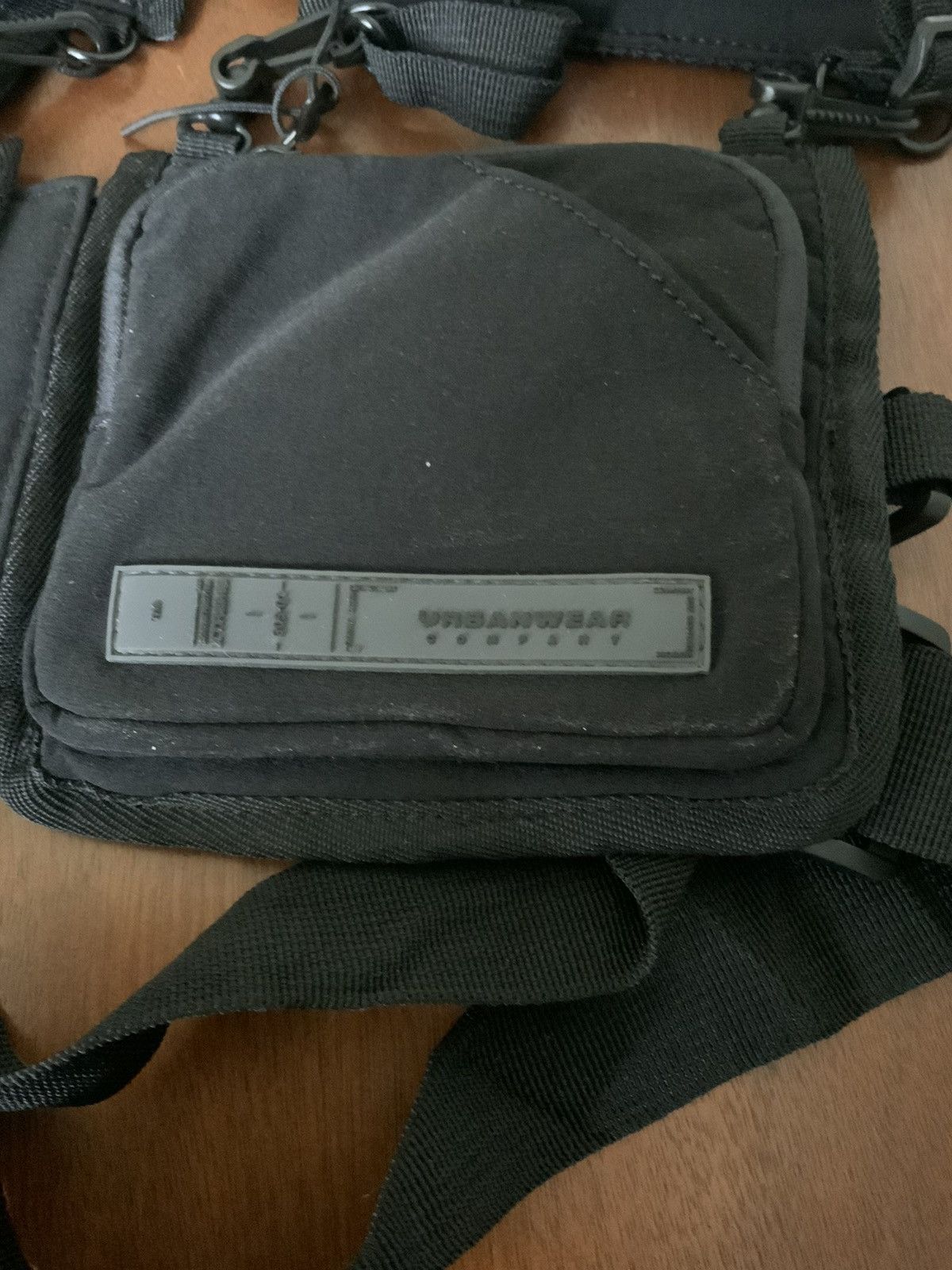 Bershka Bershka Urbanwear Multipocket Chest Bag Size ONE SIZE - 15 Thumbnail