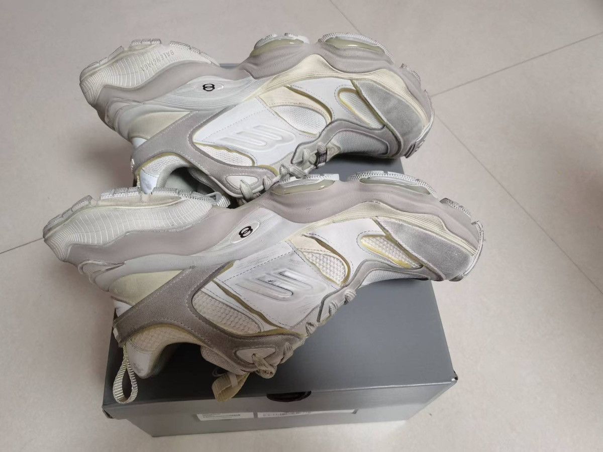 balenciaga cargo sneaker white 42