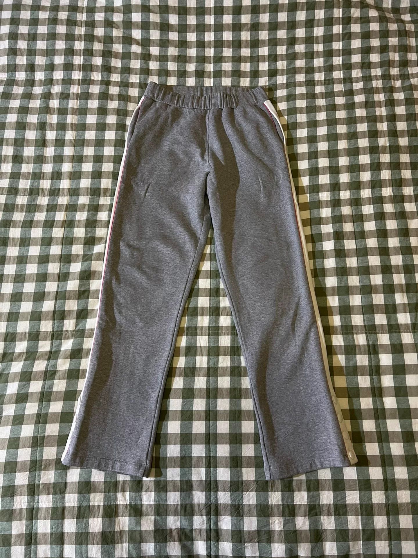Valentino valentino gray pink stripe casual pants Size 23" - 1 Thumbnail