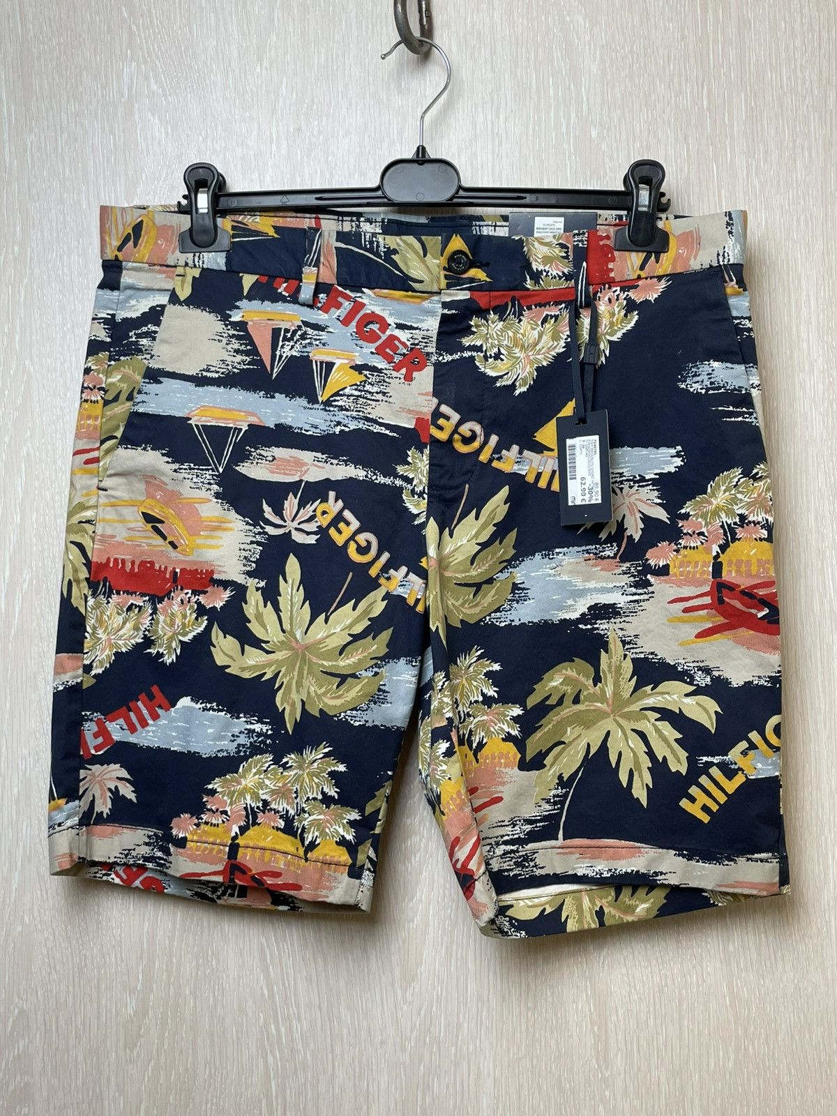 Tommy Hilfiger Tommy Hilfiger Brooklyn Shorts Size US 36 / EU 52 - 2 Thumbnail