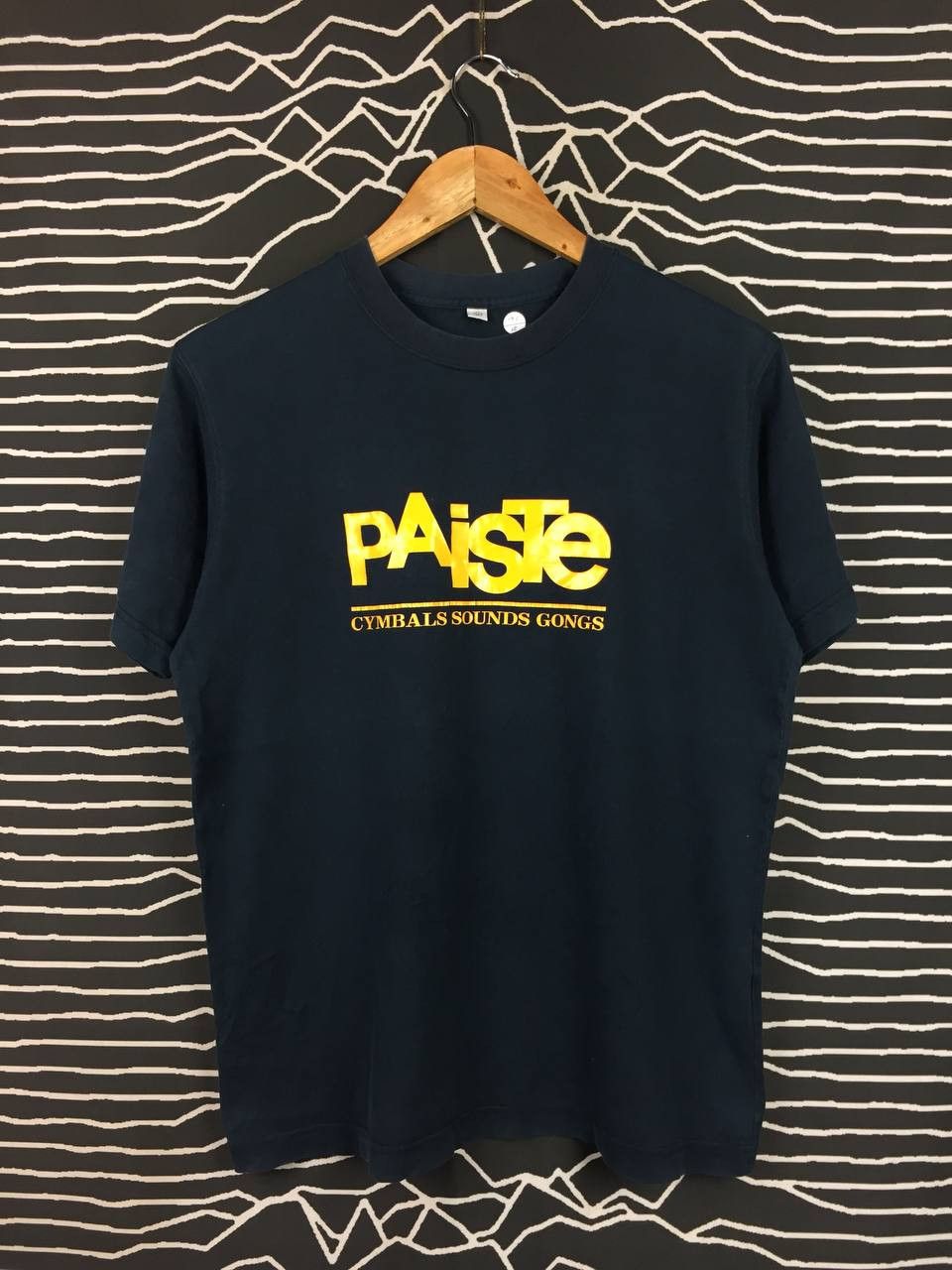 Uniqlo Uniqlo x Paiste Cymbals Sounds Gong Drummer Tee Size M Size US M / EU 48-50 / 2 - 1 Thumbnail