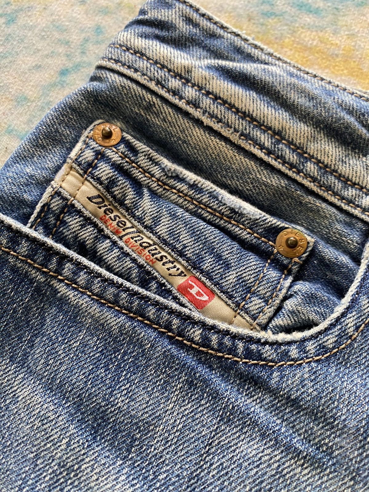 Diesel × Vintage VINTAGE DIESEL Y2K BOOTCUT ZATINY WASH JEANS PANTS Size 30" / US 8 / IT 44 - 5 Thumbnail