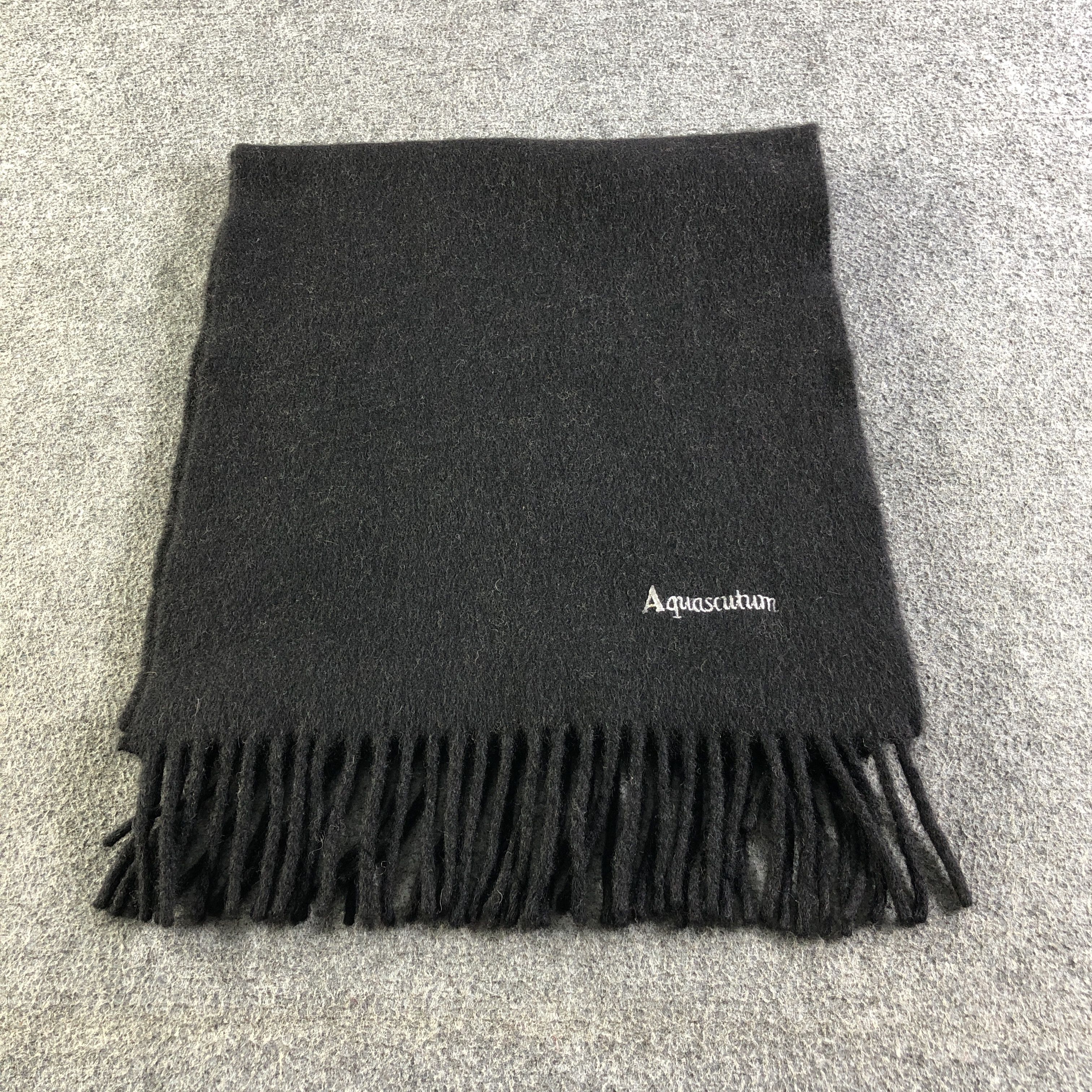 Aquascutum Aquascutum Plain Black Cashmere Scarf Muffler V2698 Size ONE SIZE - 2 Thumbnail