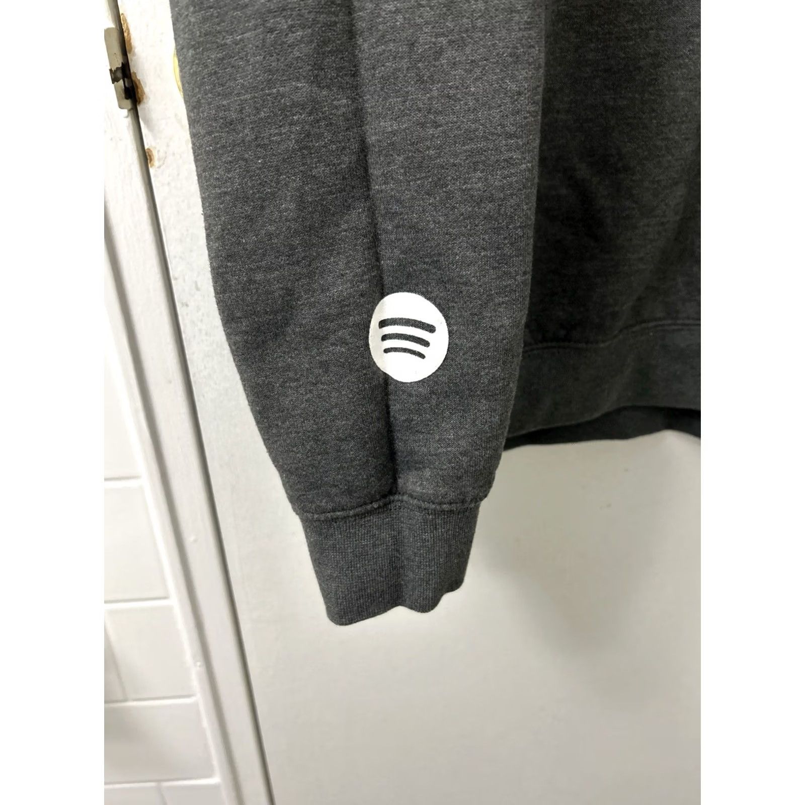 Carhartt Carhartt Pullover Sweatshirt L Mens Gray Spotify Logo Graphic Heavyweight Fleece All Seasons Crew Neck L/S Size US L / EU 52-54 / 3 - 5 Thumbnail