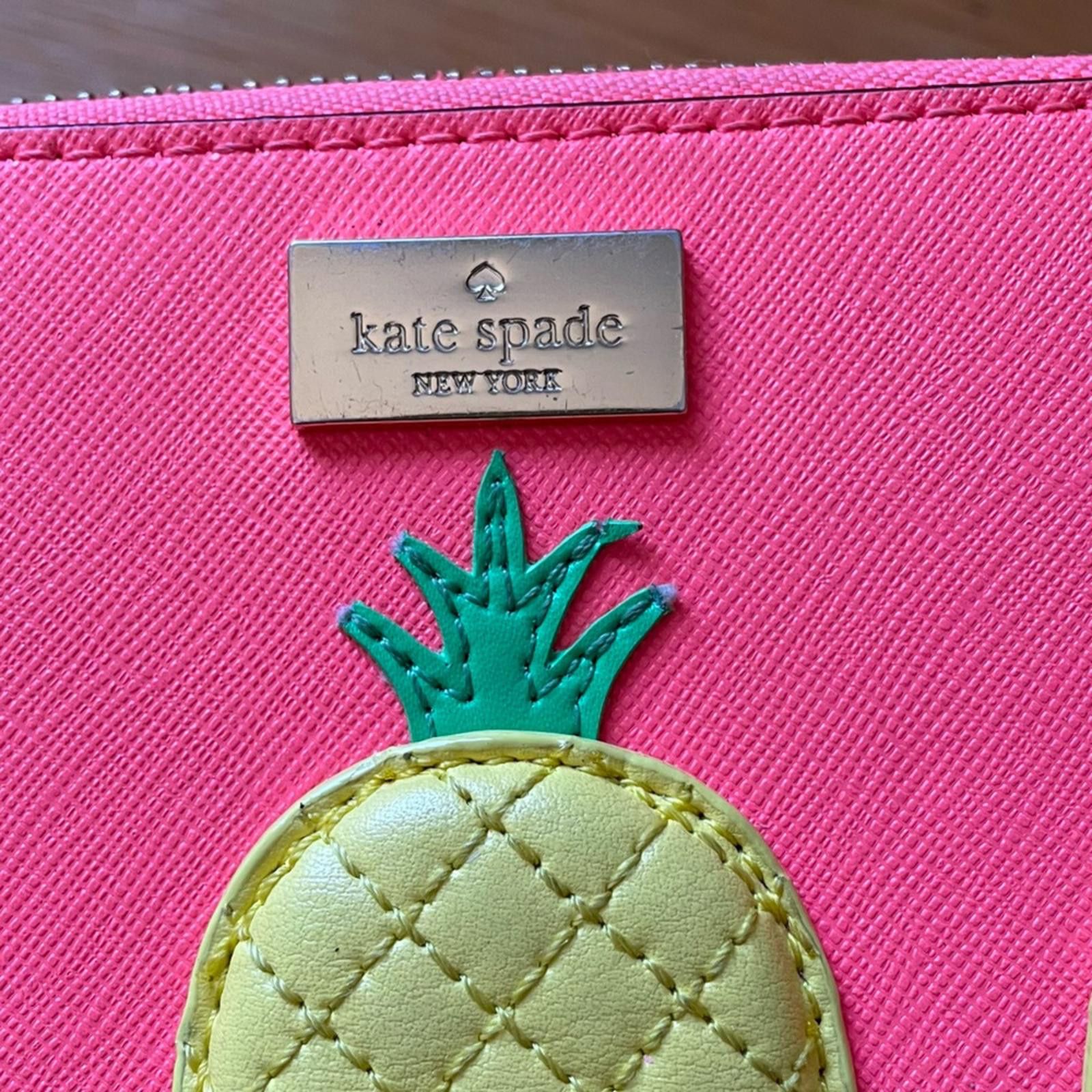 Designer Kate Spade Pineapple Neda Long Wallet Geranium Pink EUC Size ONE SIZE - 4 Thumbnail