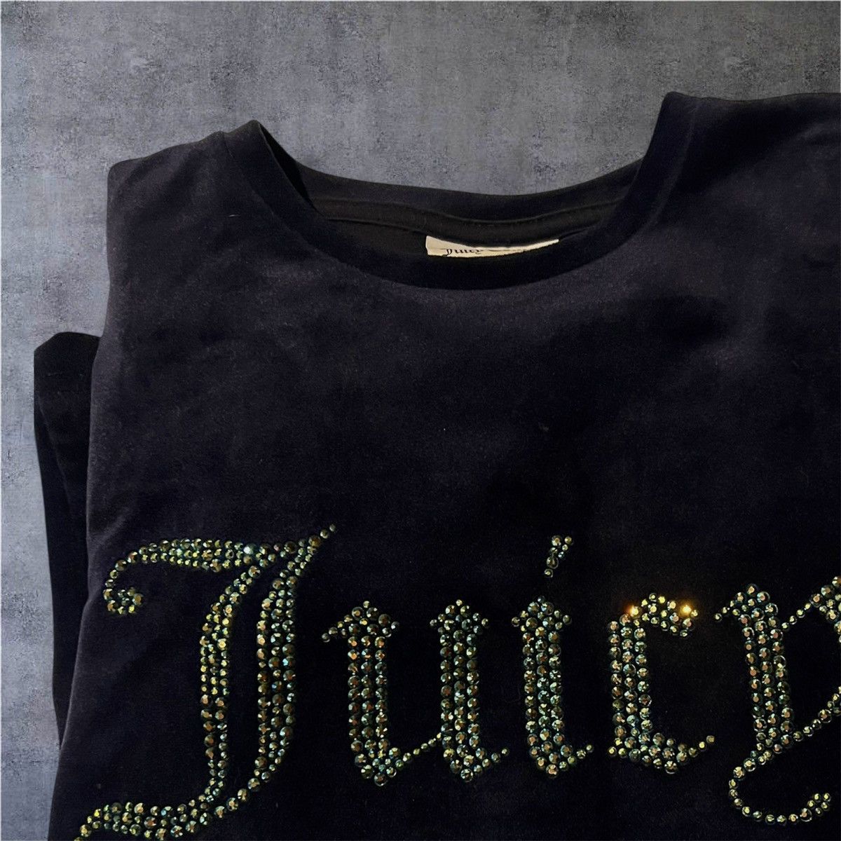 Juicy Couture Juicy Couture Rhinestone Velour T-Shirt — Y2K Classic Size XS / US 0-2 / IT 36-38 - 2 Thumbnail