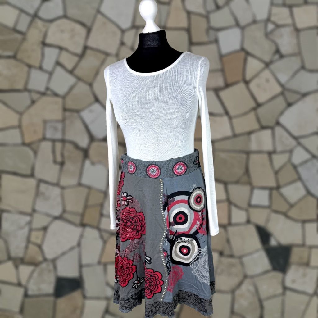 Desigual Desigual Skirt Womens M Knee Length Multicoloured Desigual Skirt M Womens Knee Length Multicoloured Size 32" / US 10 / IT 46 - 1 Thumbnail