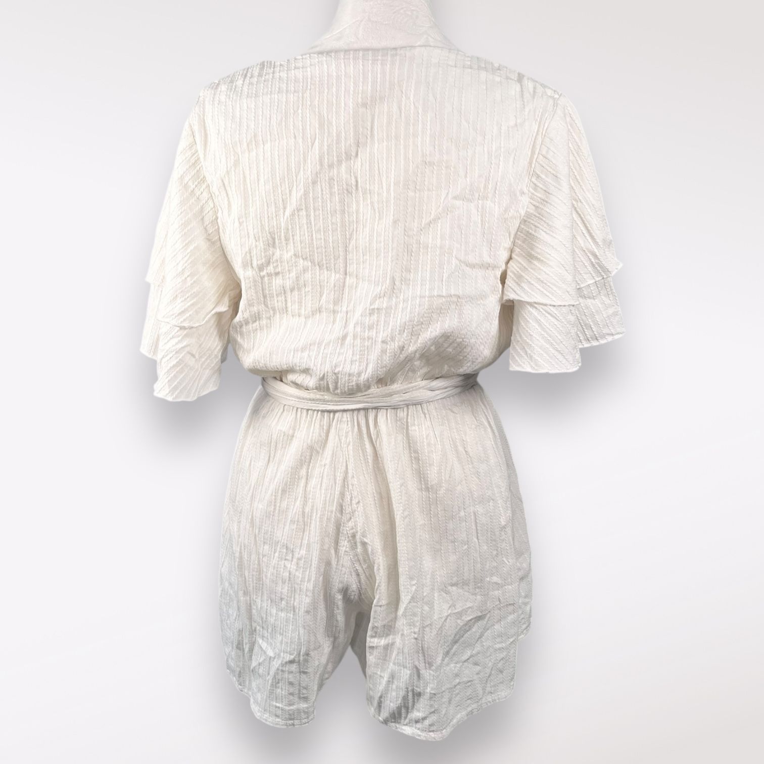 Designer Showpo Runaway Girl Romper Playsuit Ruffle Sleeves Small Size 28" / US 6 / IT 42 - 6 Thumbnail
