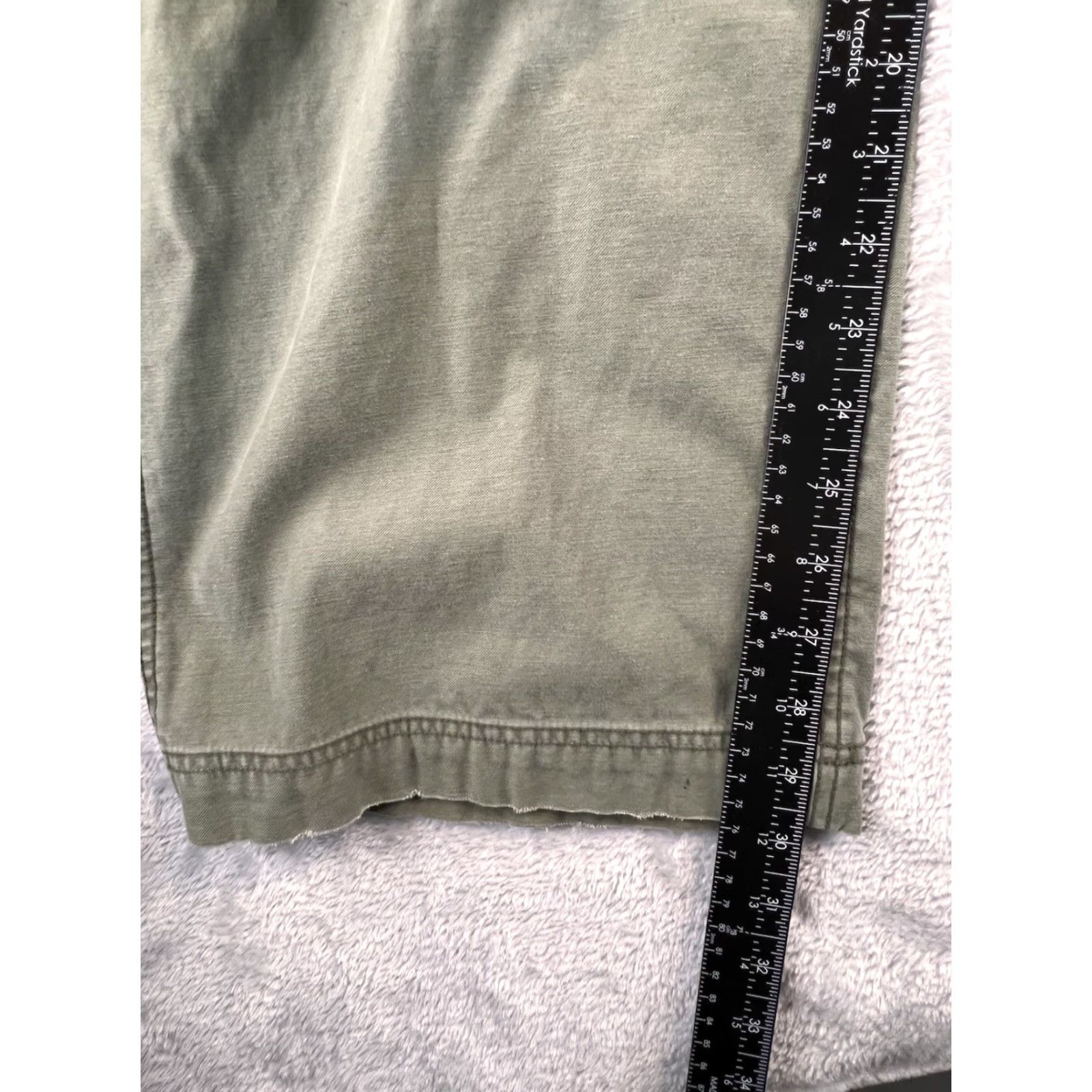 American Eagle Outfitters VINTAGE American Eagle Outfitters Cargo Pants Mens 33x32 Olive Green Army 90s Grunge Wide-Leg Size US 33 - 4 Thumbnail