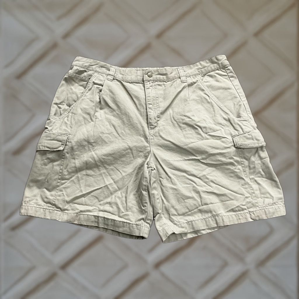 Vintage Columbia Cargo Shorts Mens 38 Beige Cotton Outdoor Fishing 38x7.5 Size US 38 / EU 54 - 1 Thumbnail