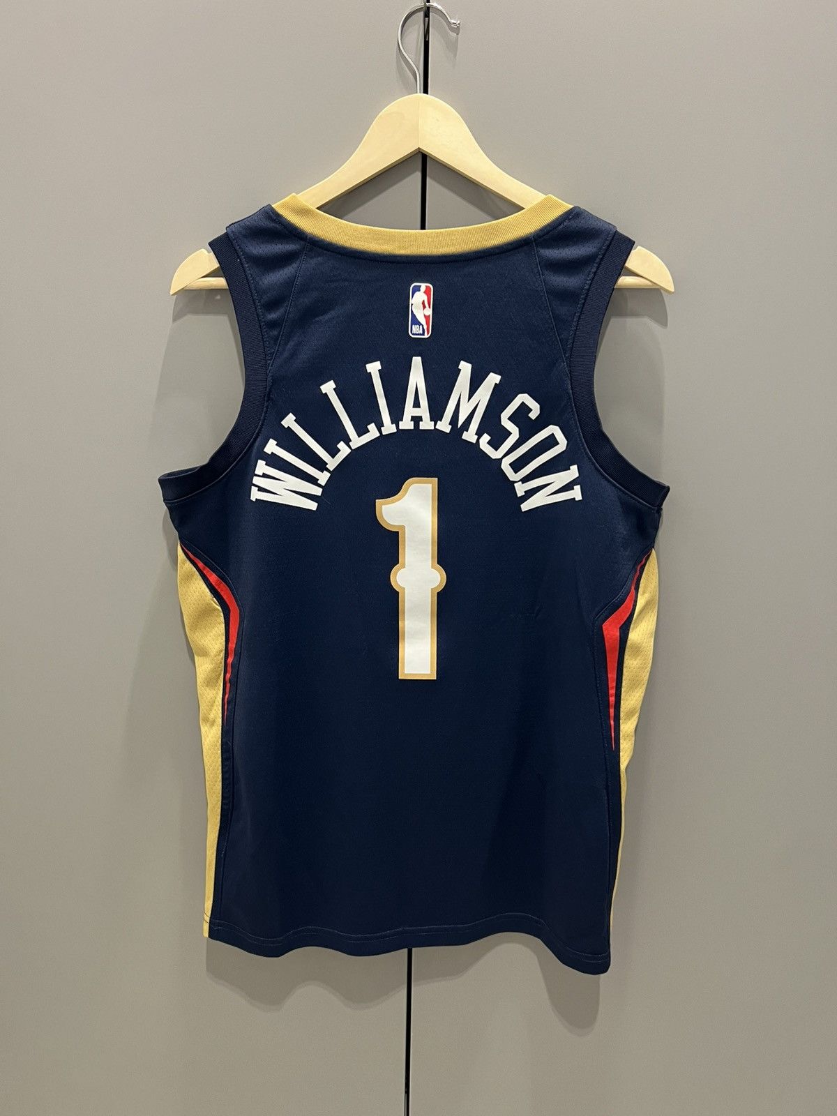 NBA Nike NBA Zion Williamson New Orleans Pelicans Jersey Size M Size US M / EU 48-50 / 2 - 14 Thumbnail