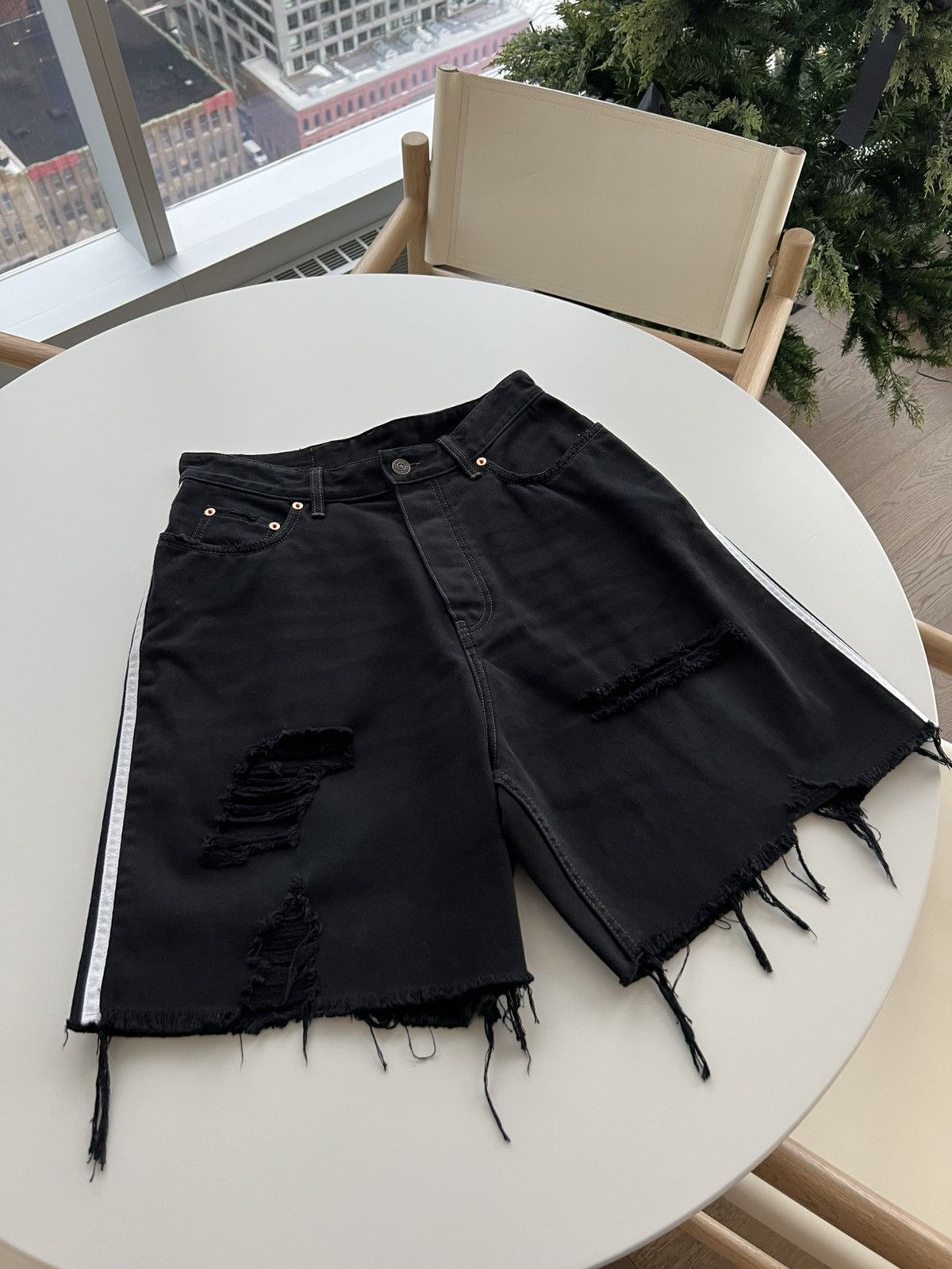 Adidas × Balenciaga Balenciaga Adidas Destroyed striped shorts Size US 30 / EU 46 - 1 Thumbnail