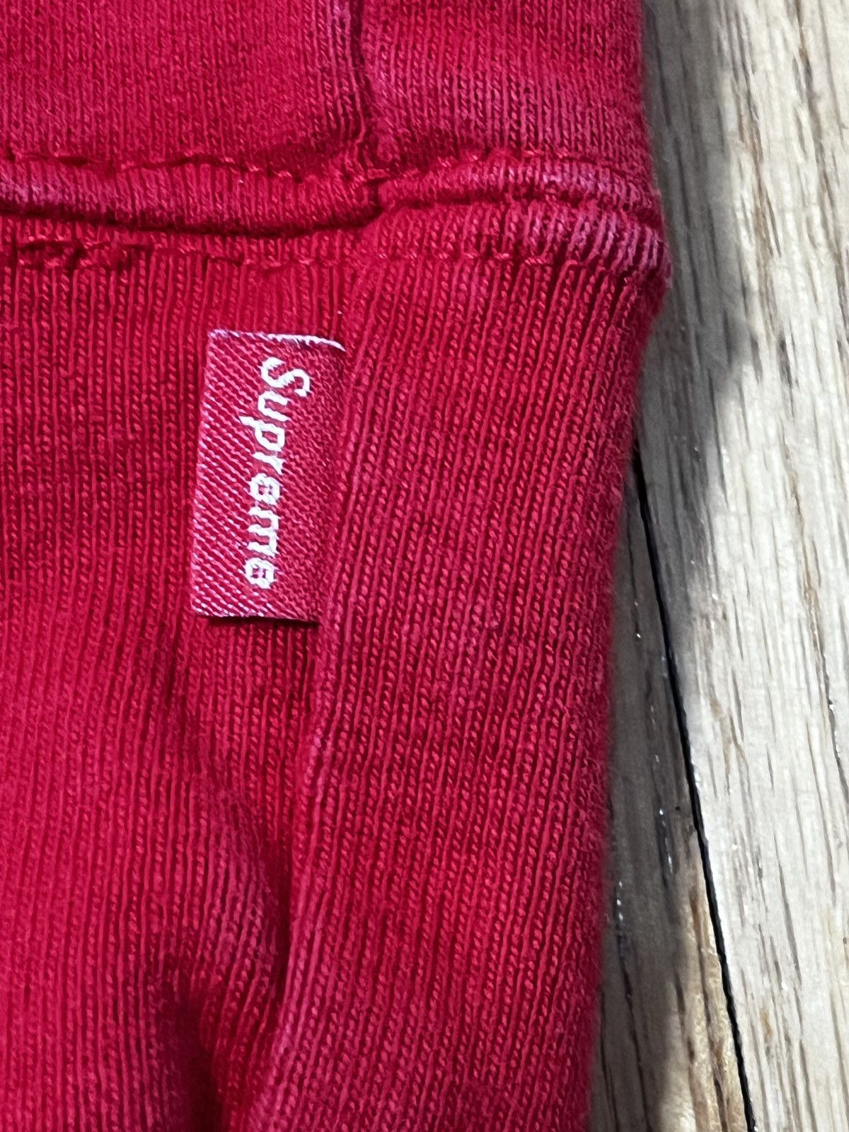 Supreme Supreme Mary Hooded Sweatshirt ‘Red’ Size US M / EU 48-50 / 2 - 7 Thumbnail