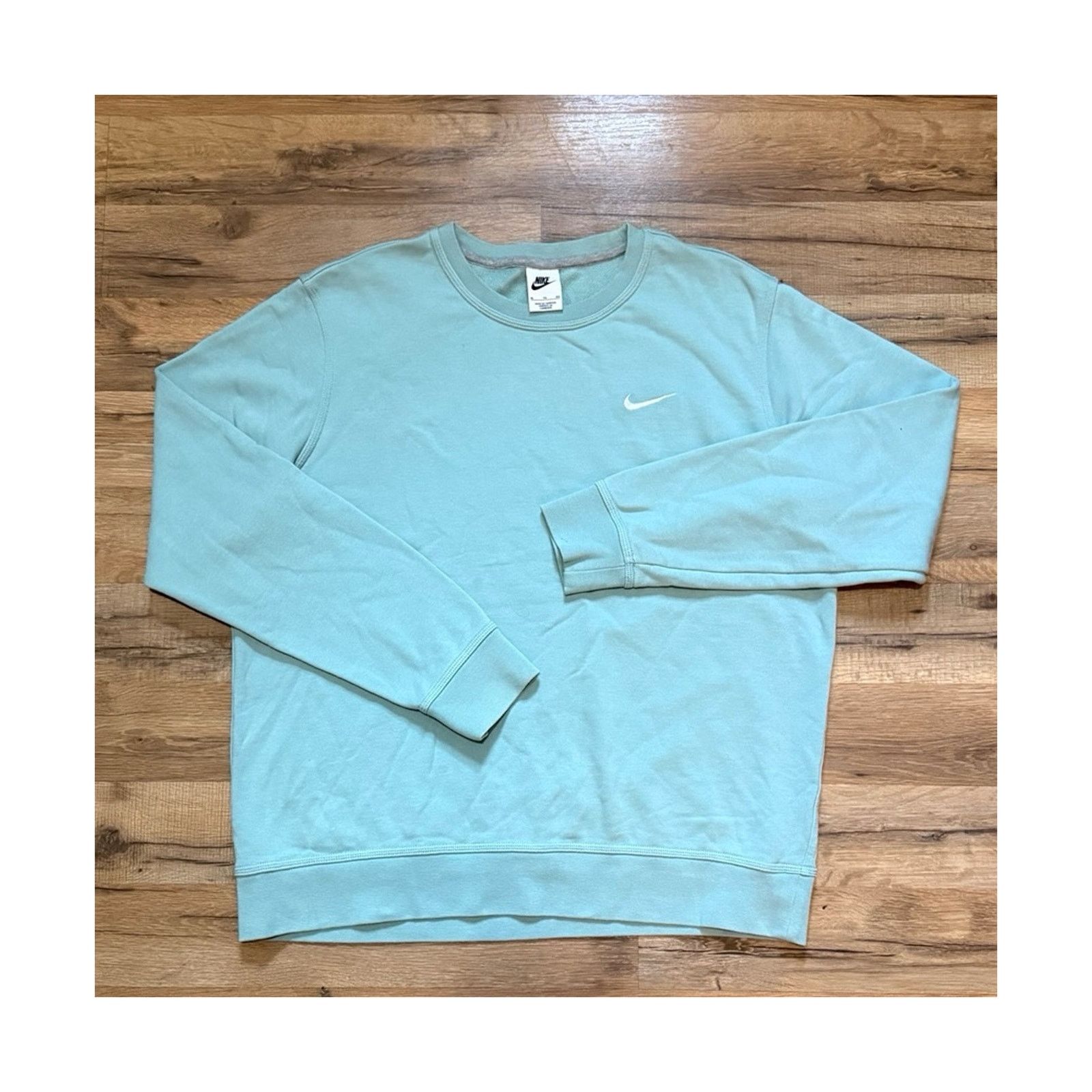 Nike Nike Solo Swoosh Crewneck Sweatshirt Size US XL / EU 56 / 4 - 1 Thumbnail