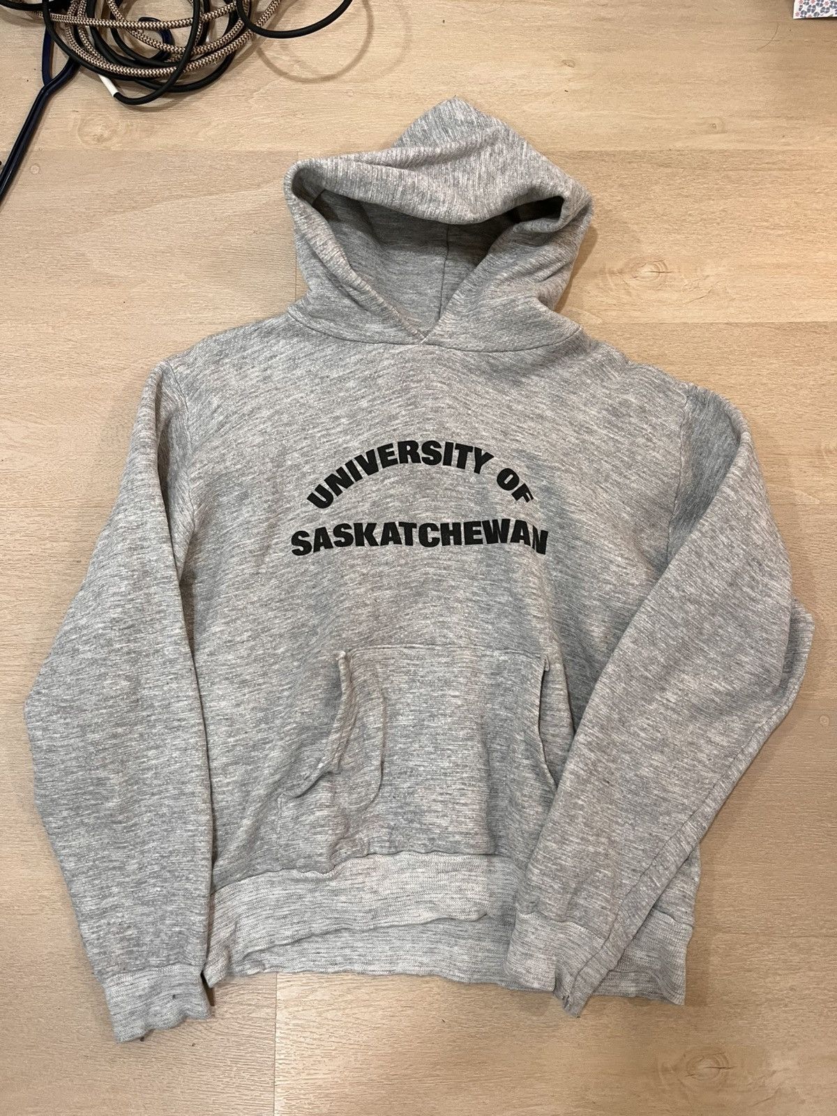 Vintage Vintage 1960’s University of Saskatchewan Hoodie Size US S / EU 44-46 / 1 - 1 Thumbnail
