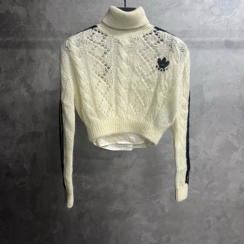 Gucci Gucci Ivory white horsehair knitted sweater 2504-Nextarrow Size XS / US 0-2 / IT 36-38 - 1 Thumbnail