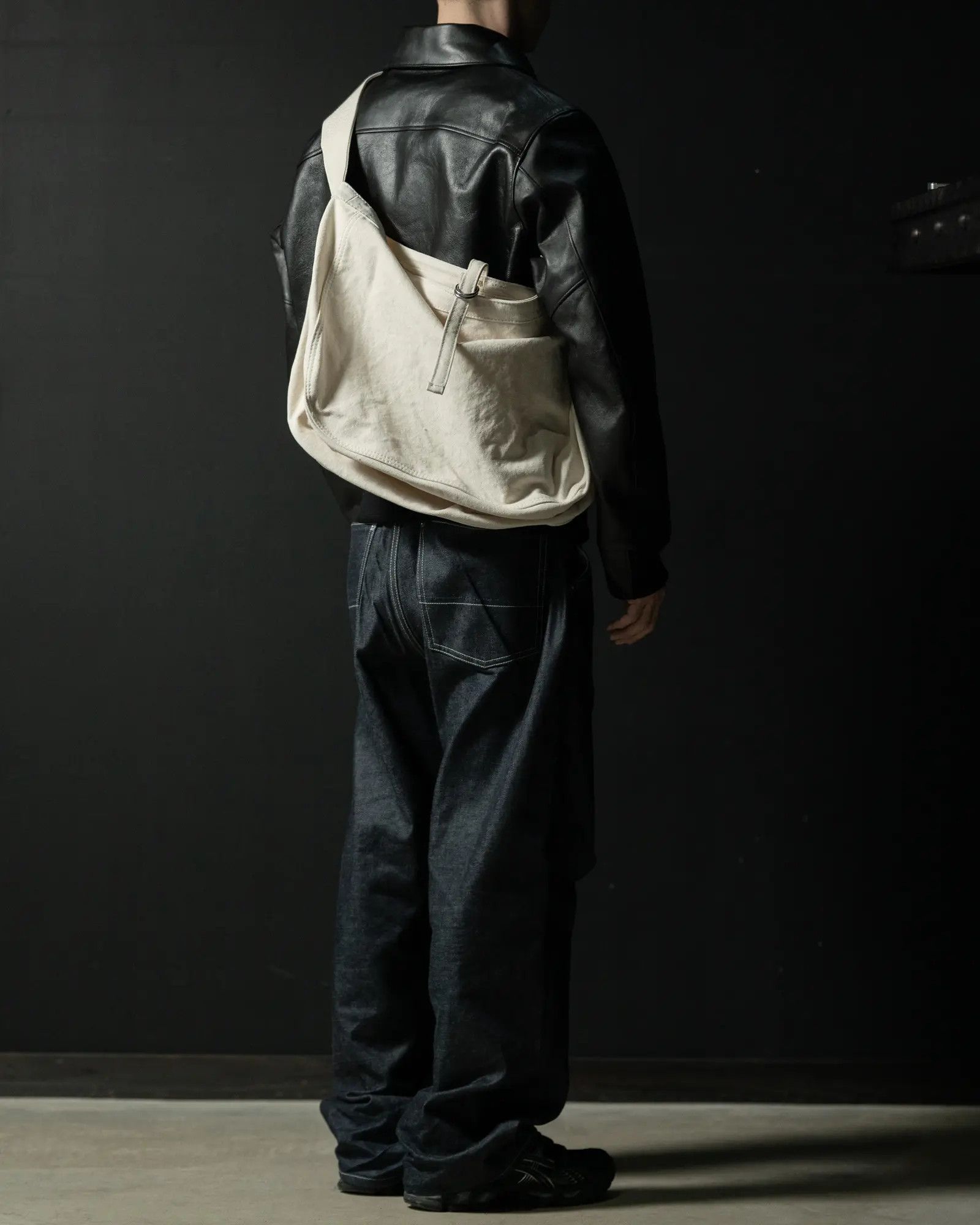 Taiga Takahashi TAIGA TAKAHASHI Lot.004 Newsboy Bag Ivory One Size Size ONE SIZE - 2 Thumbnail