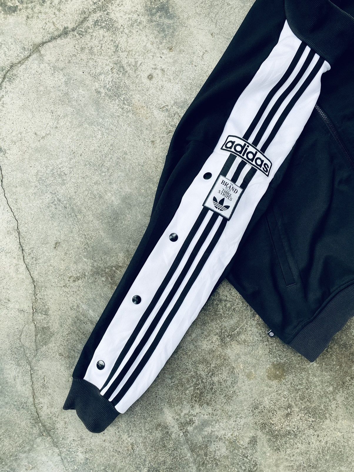 Adidas Adidas Adibreak Sweater Rare Size US L / EU 52-54 / 3 - 18 Thumbnail