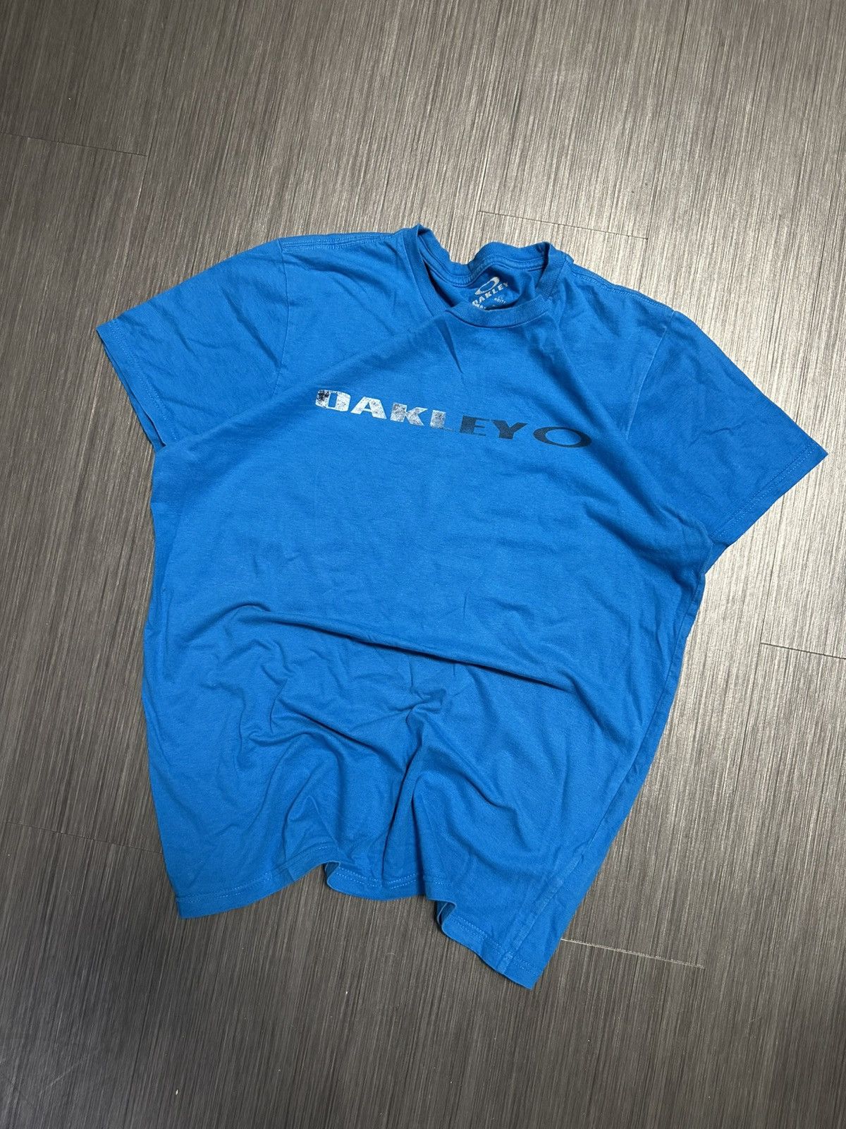 Oakley Oakley Vintage t shirt Size US XL / EU 56 / 4 - 1 Thumbnail
