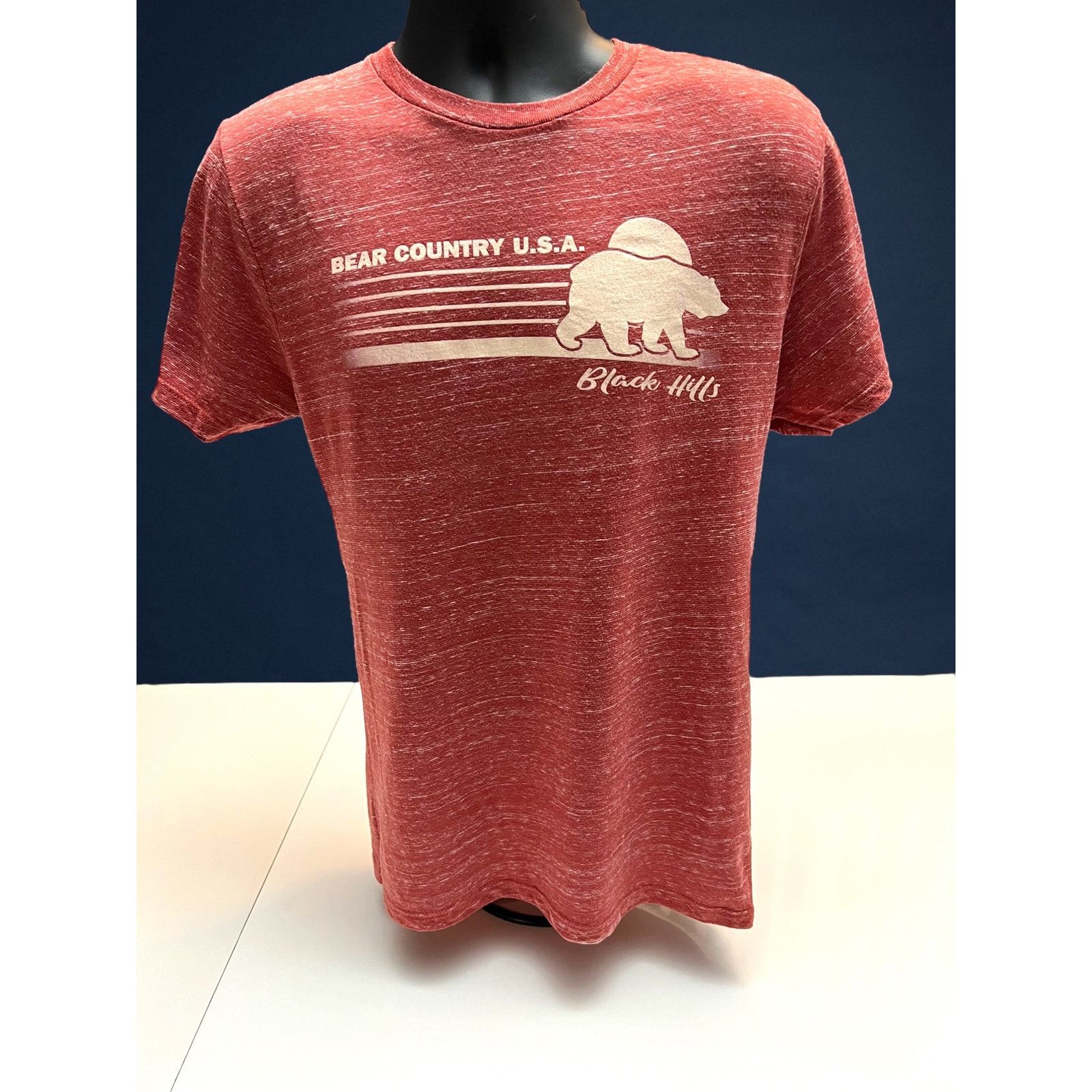 Pacific and Co. Bear Country USA Black Hills T-Shirt with Pacific Tag Size US M / EU 48-50 / 2 - 1 Thumbnail