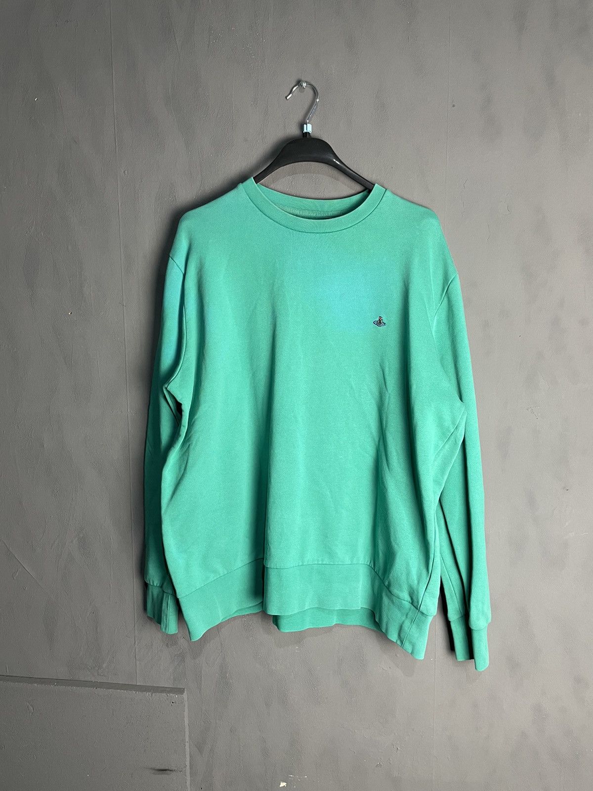 Vivienne Westwood Vintage Vivienne Westwood Sweatshirt Orb Logo Basic Pullover Size US XL / EU 56 / 4 - 1 Thumbnail