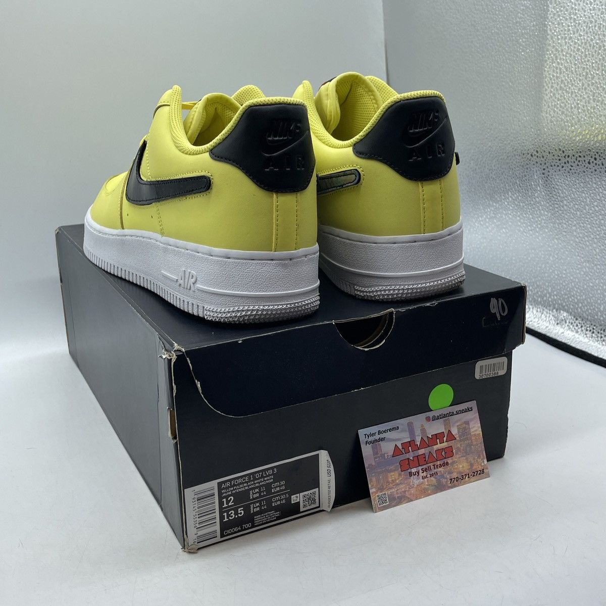 Nike Air Force 1 low yellow pulse Size US 12 / EU 45 - 4 Thumbnail